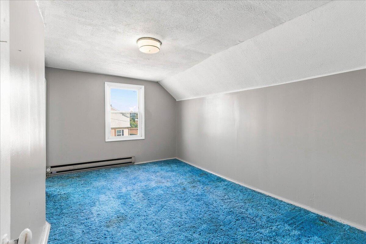 108 Boggs, De Graff, Ohio 43318