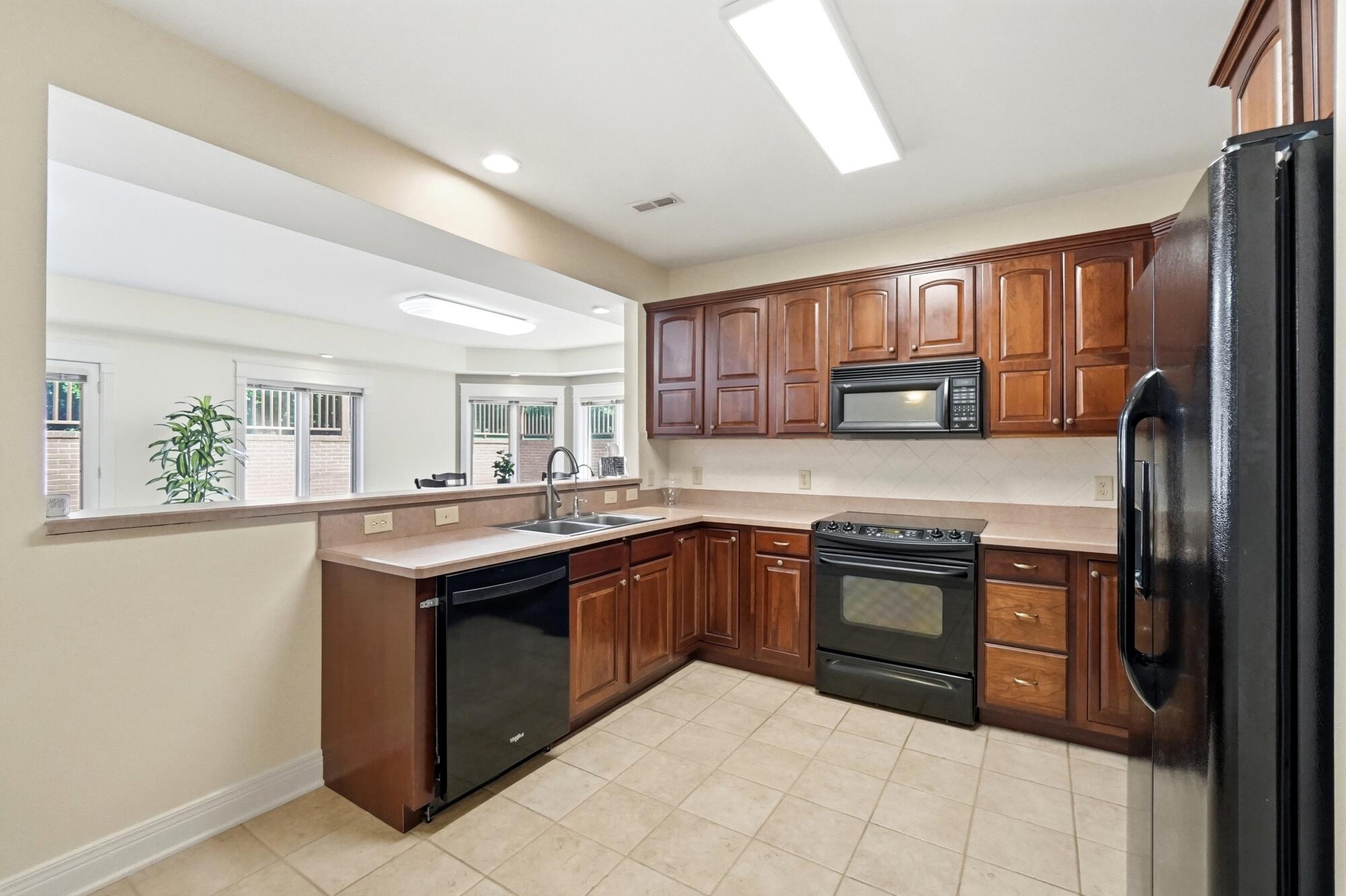 2638 Ballydoyle, Springfield, Ohio 45503