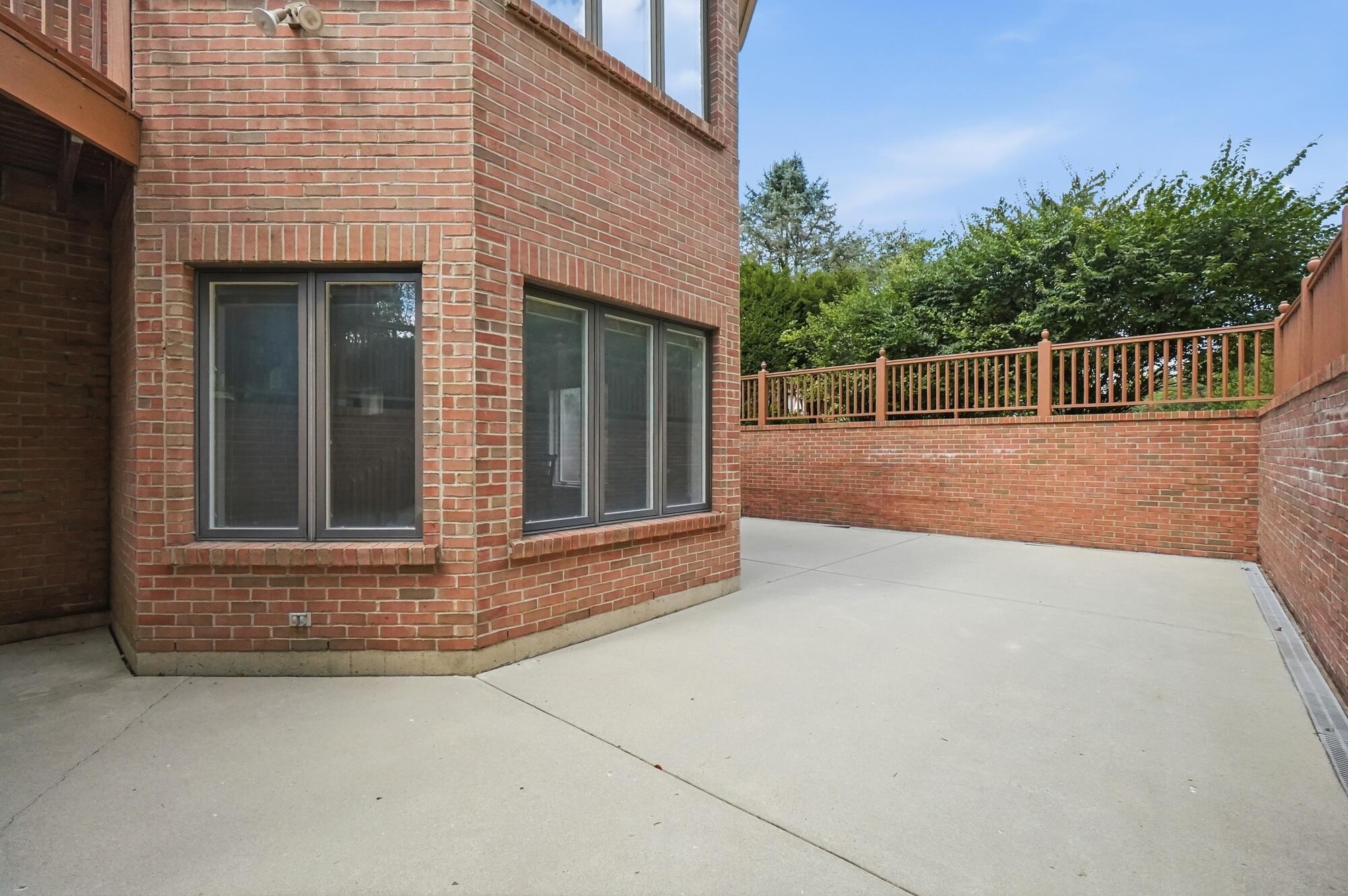 2638 Ballydoyle, Springfield, Ohio 45503