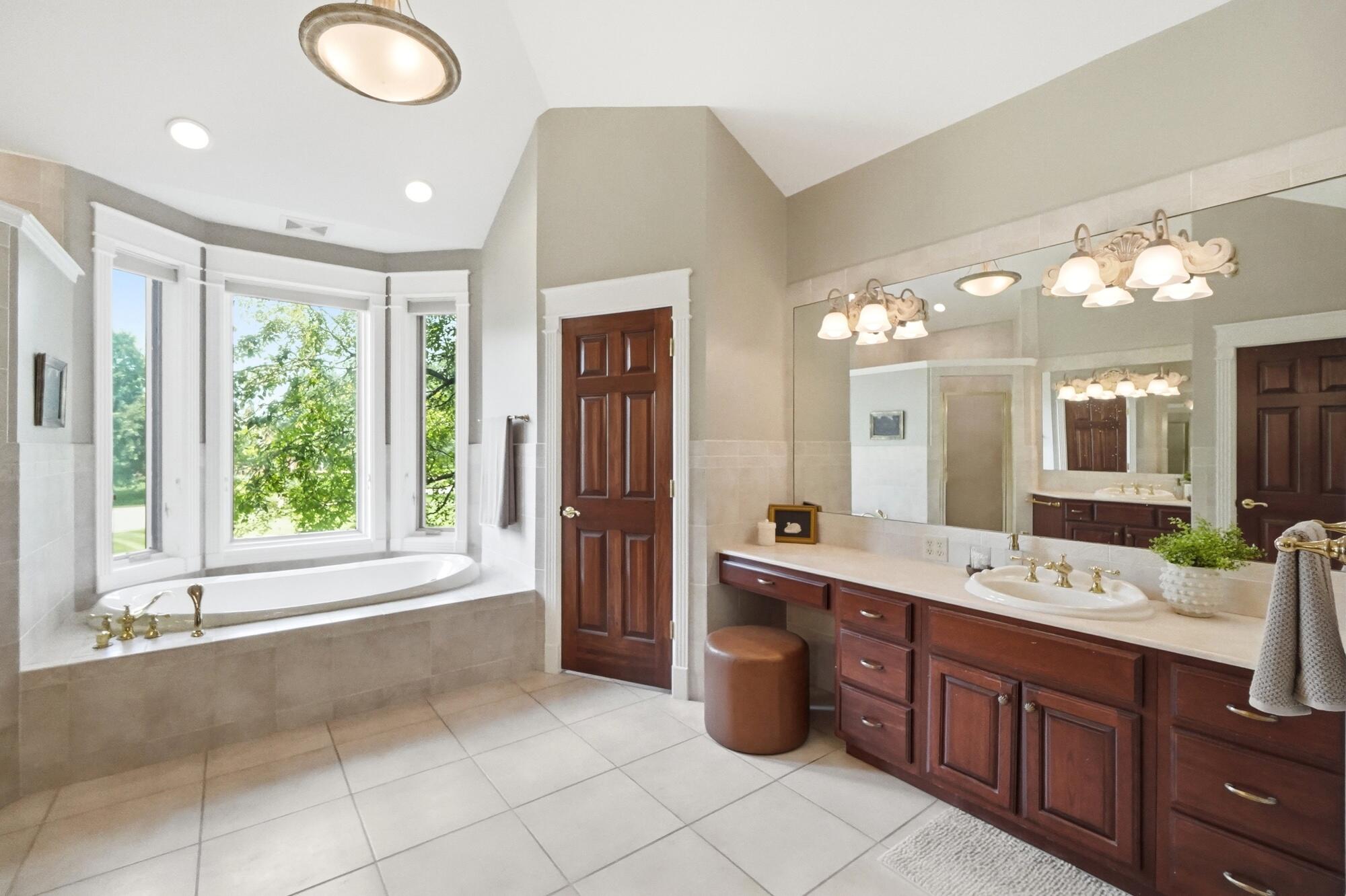 2638 Ballydoyle, Springfield, Ohio 45503