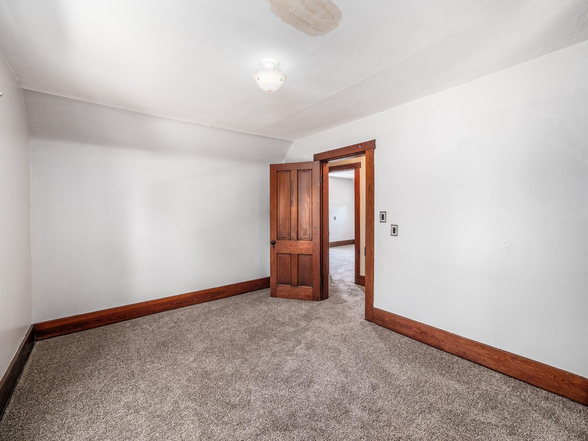 548 High, Bellefontaine, Ohio 43311