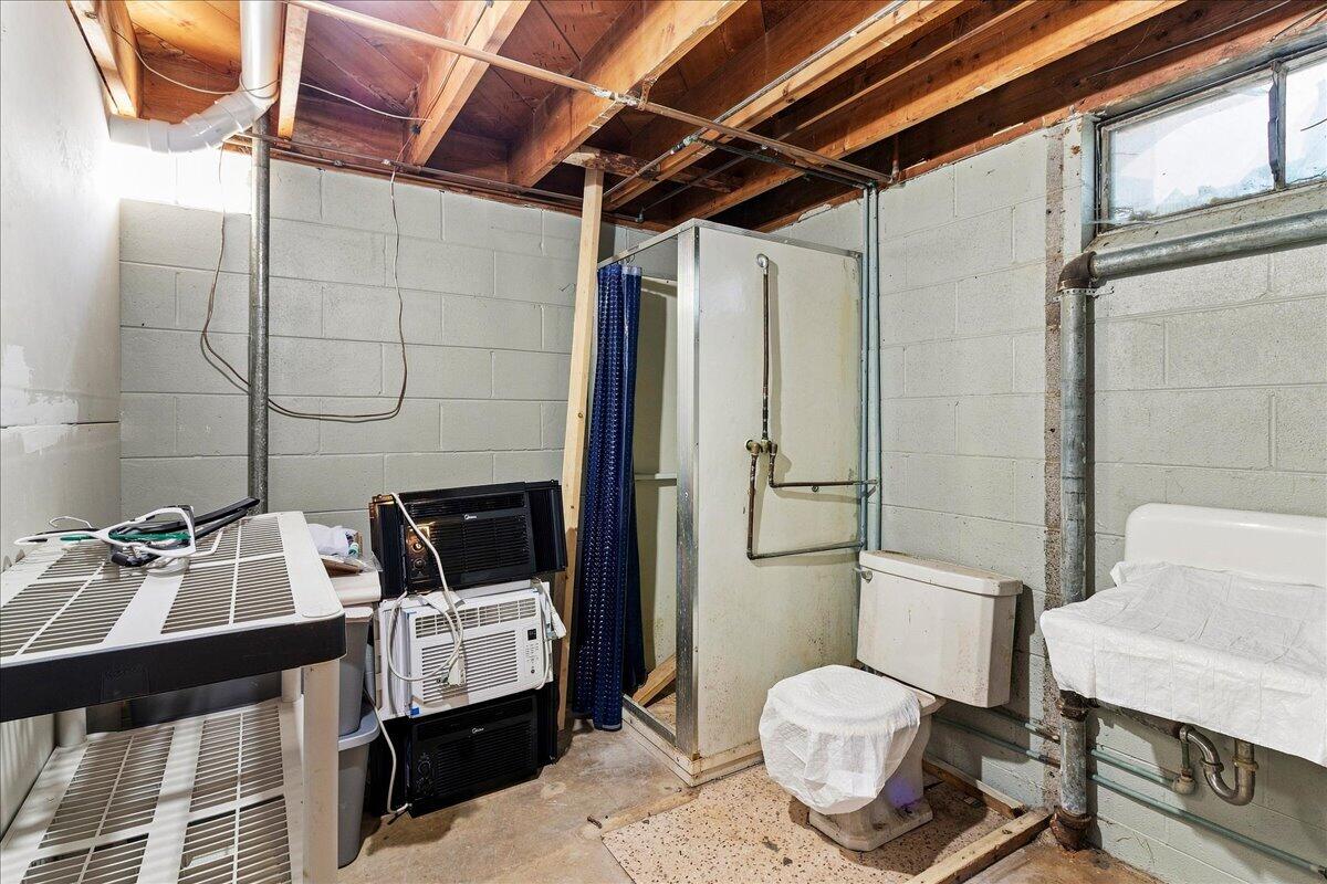 205 Baird, West Liberty, Ohio 43357
