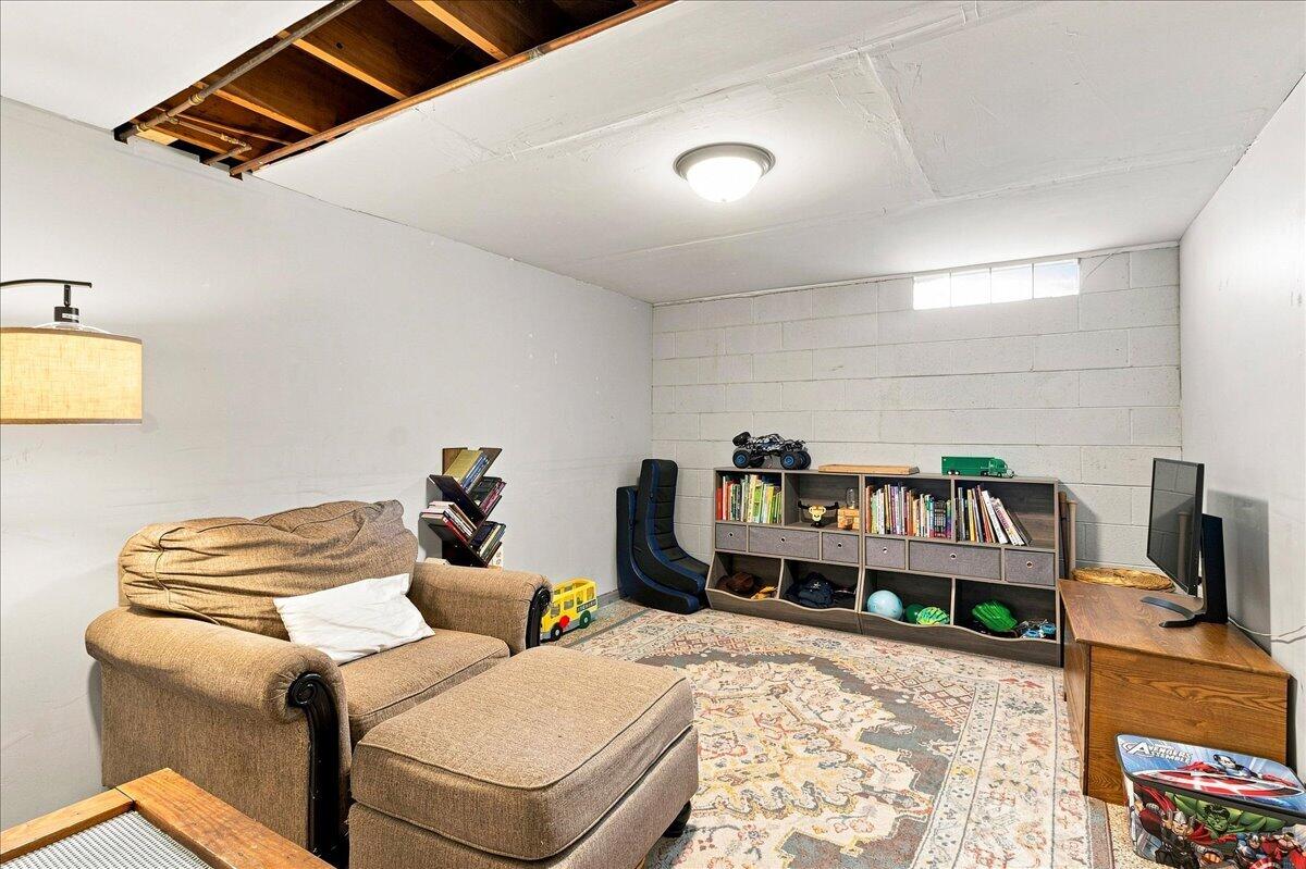 205 Baird, West Liberty, Ohio 43357