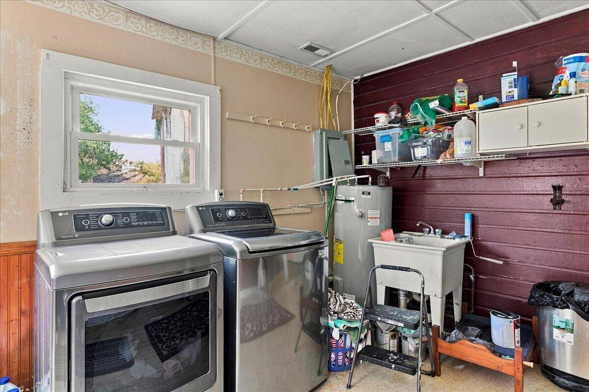 12066 Urbana, Middleburg, Ohio 43336