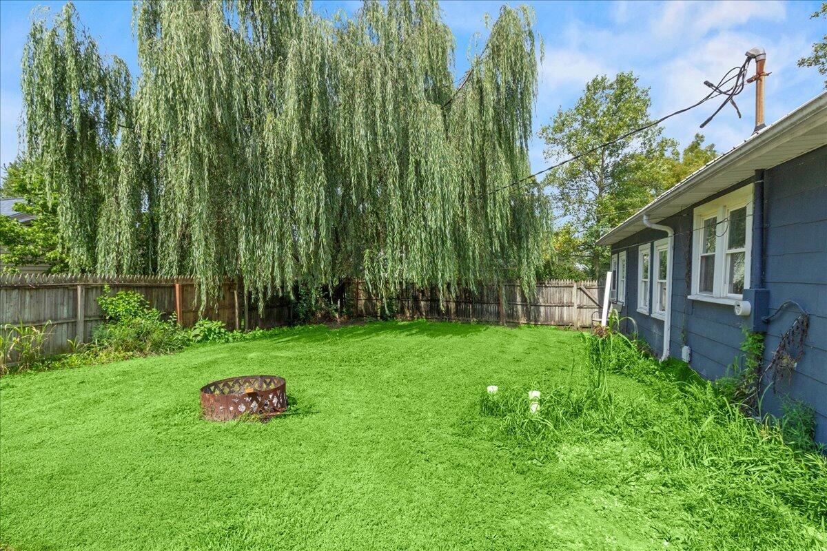 12066 Urbana, Middleburg, Ohio 43336