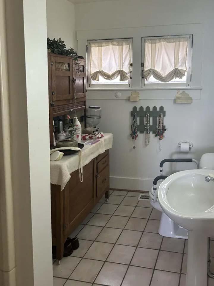 234 Laurel Oak, Urbana, Ohio 43078
