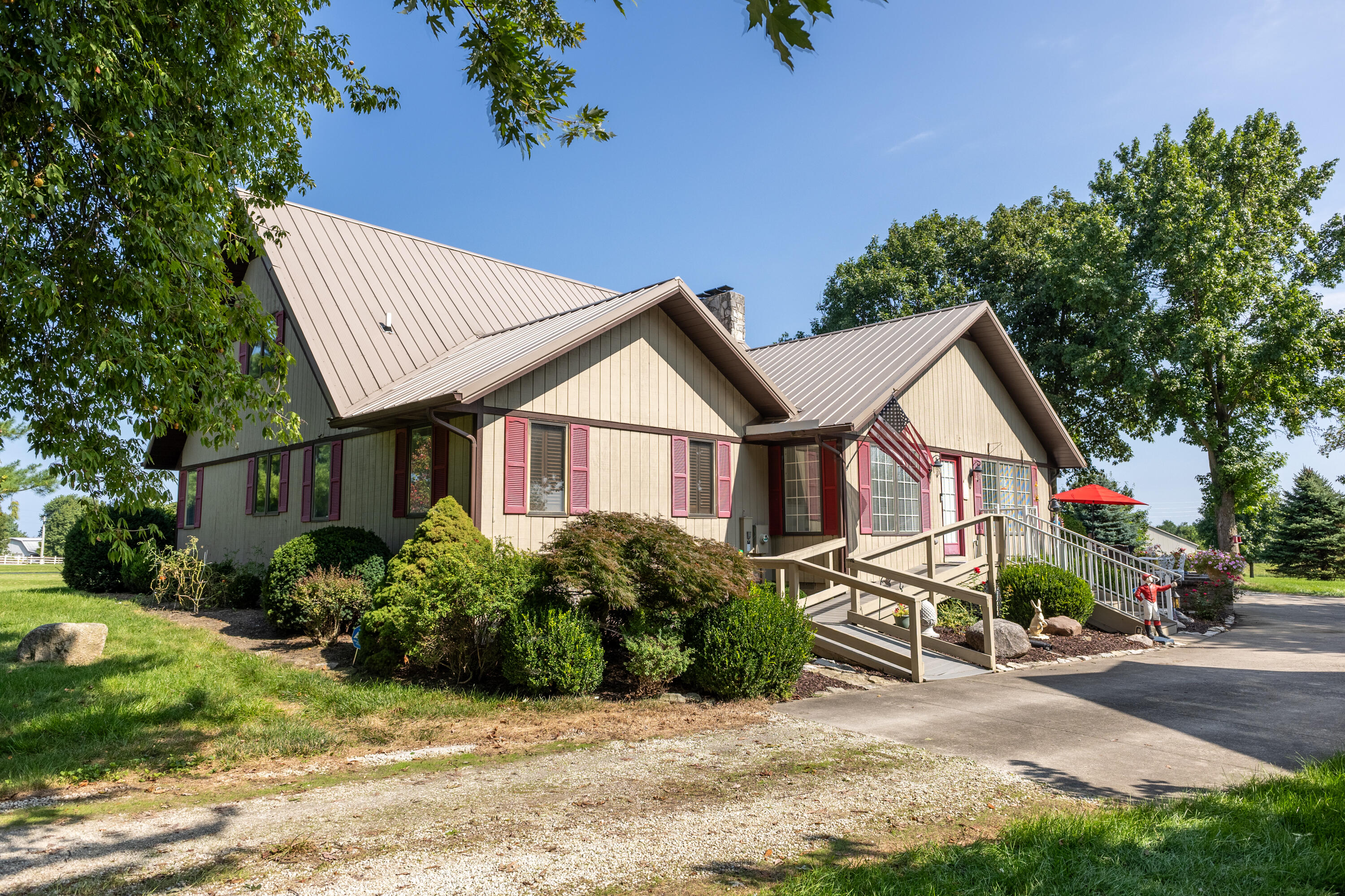 4711 Peters, Troy, Ohio 45373