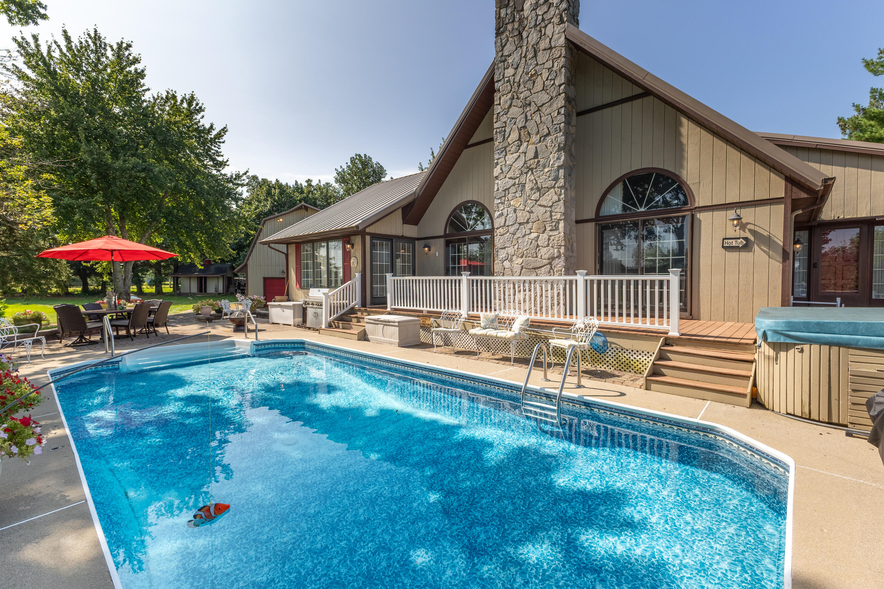 4711 Peters, Troy, Ohio 45373