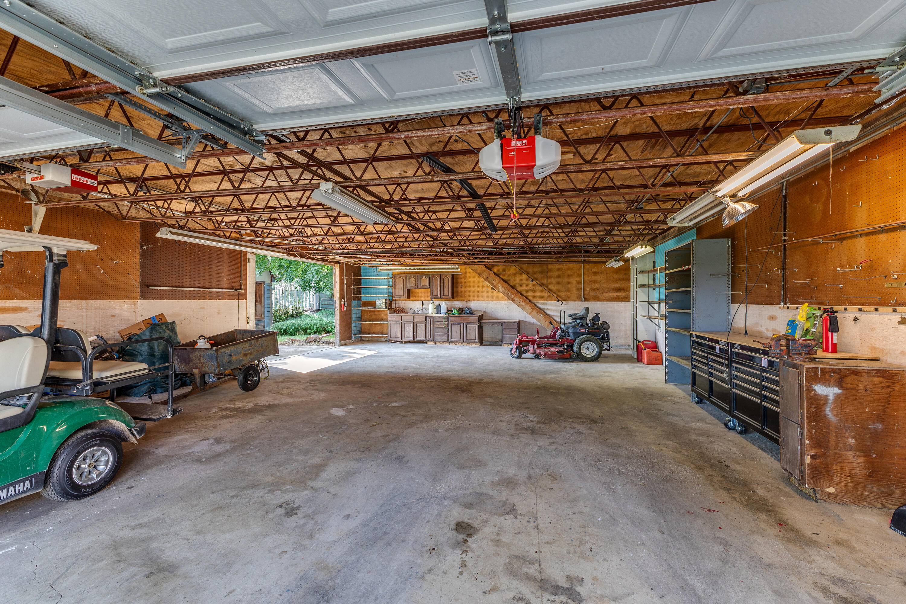 4711 Peters, Troy, Ohio 45373