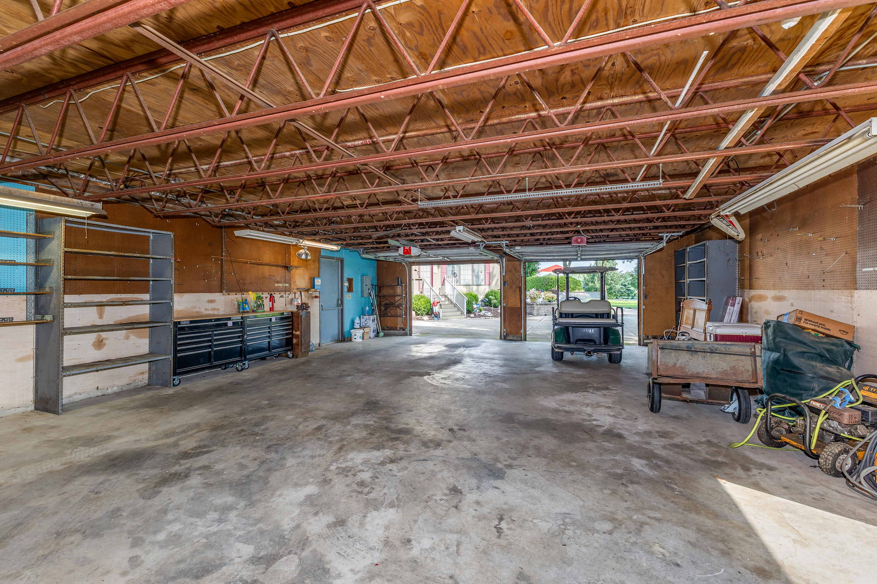 4711 Peters, Troy, Ohio 45373