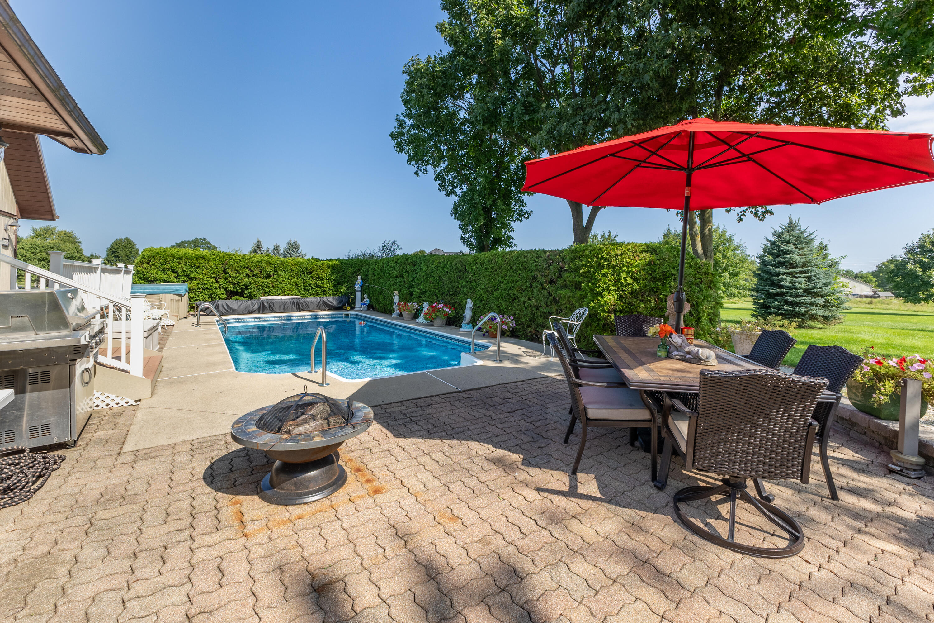 4711 Peters, Troy, Ohio 45373