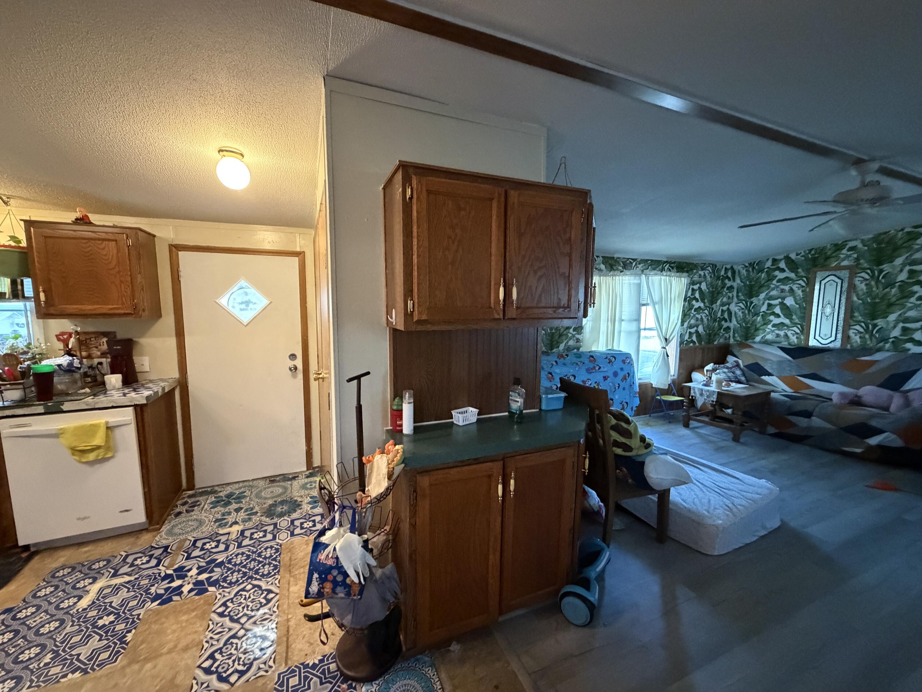 1221 Hazel Nut, Sidney, Ohio 45365