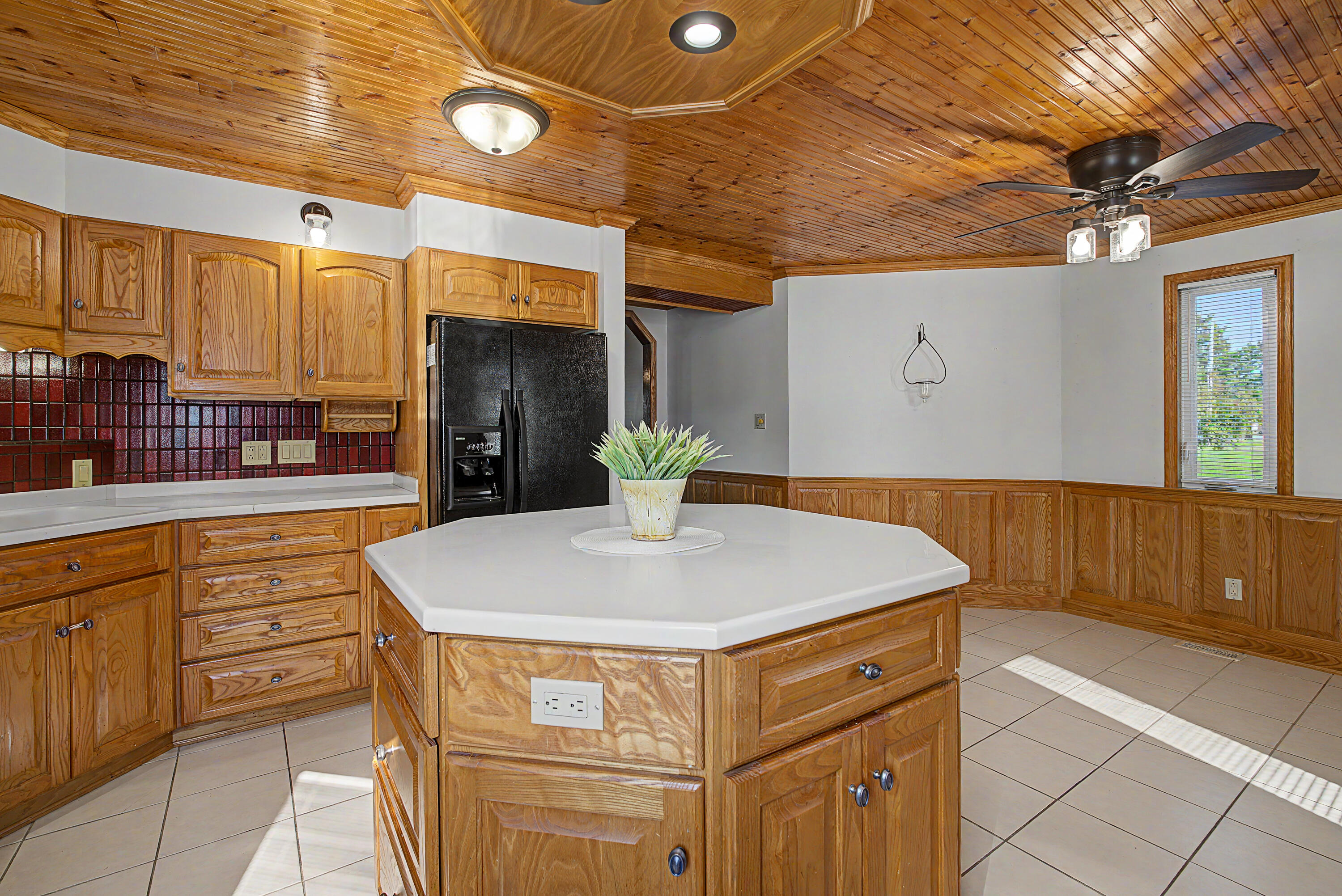 640 Main, Tipp City, Ohio 45371