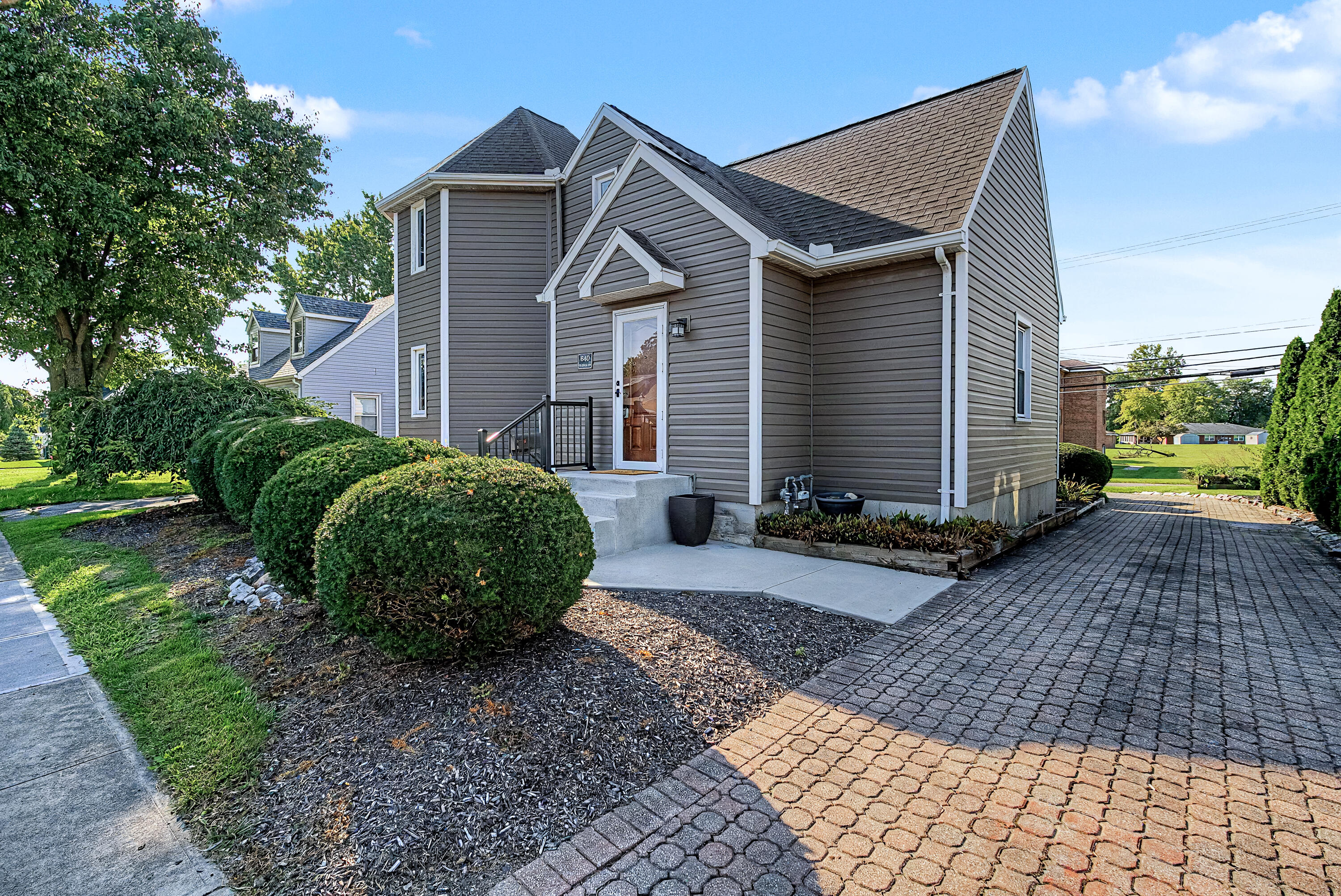640 Main, Tipp City, Ohio 45371