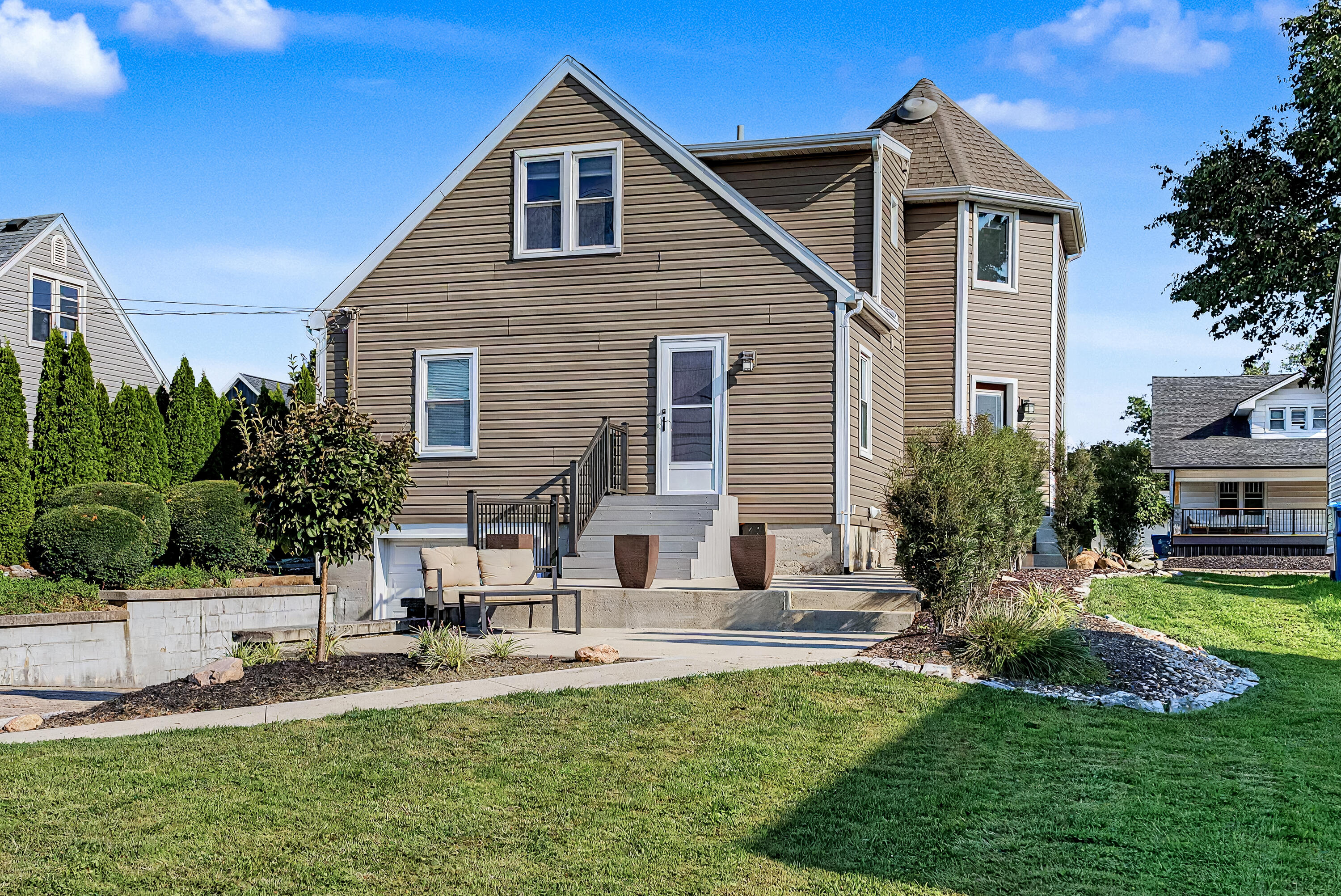 640 Main, Tipp City, Ohio 45371