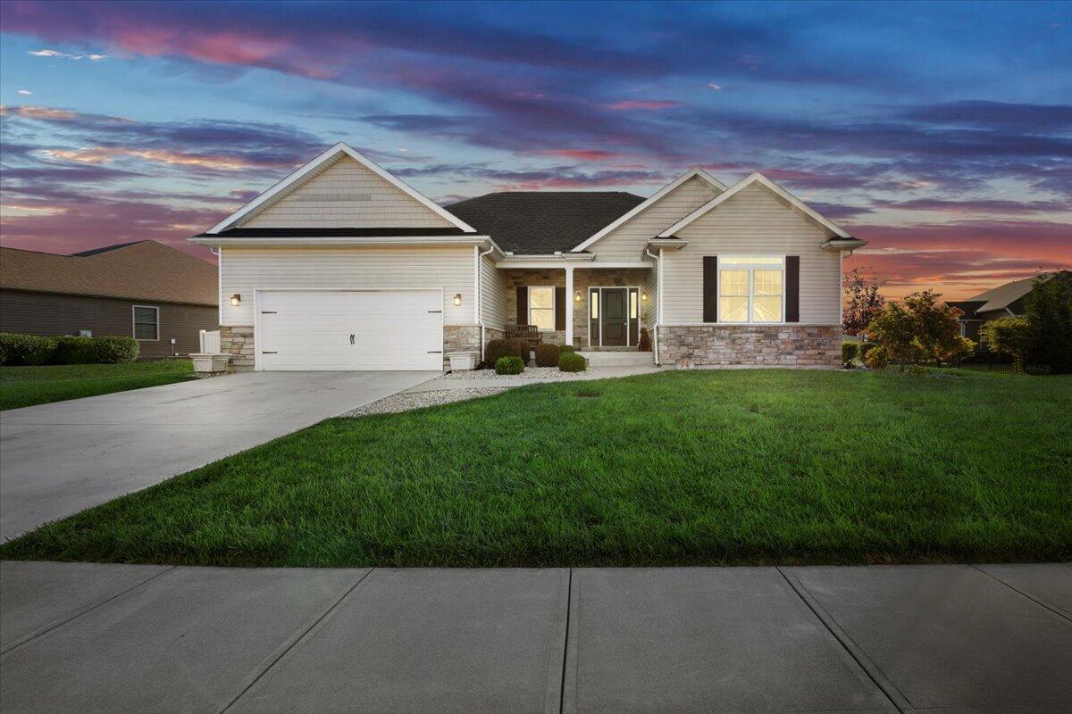 1005 Haverhill, Troy, Ohio 45373