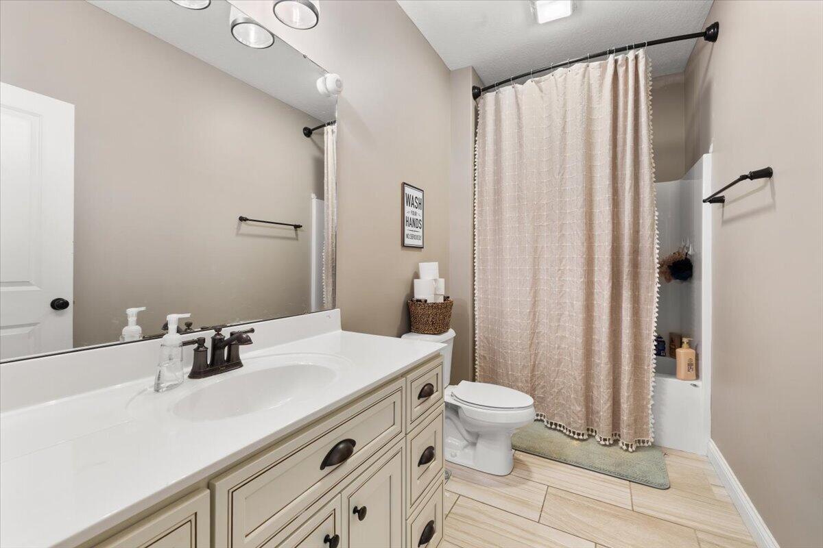 1005 Haverhill, Troy, Ohio 45373