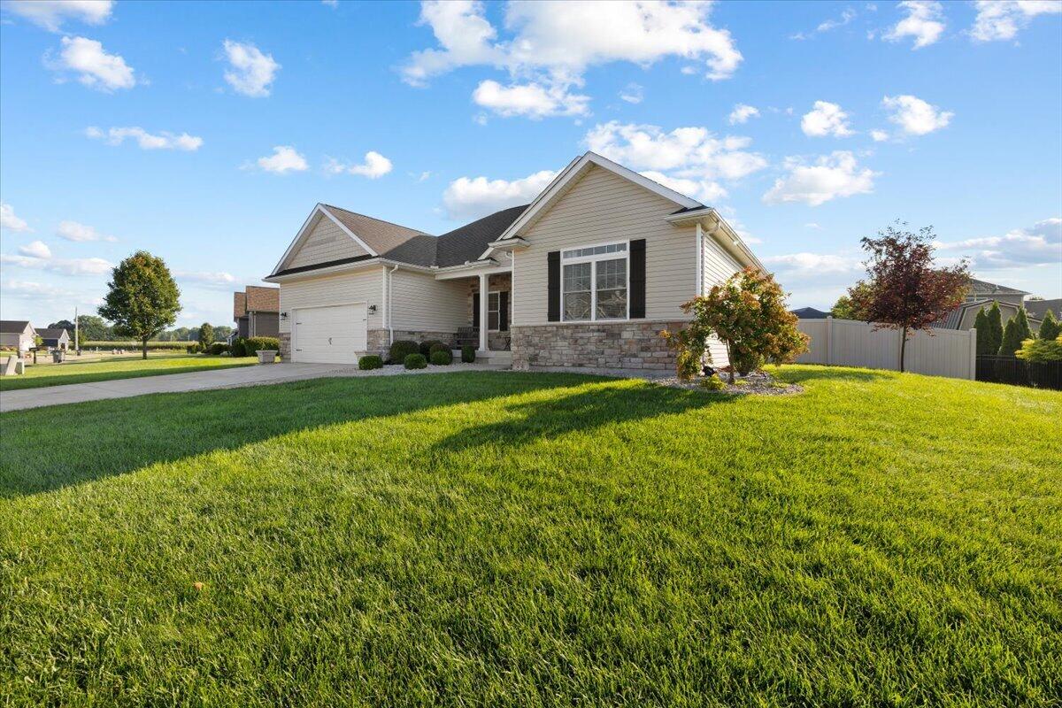 1005 Haverhill, Troy, Ohio 45373