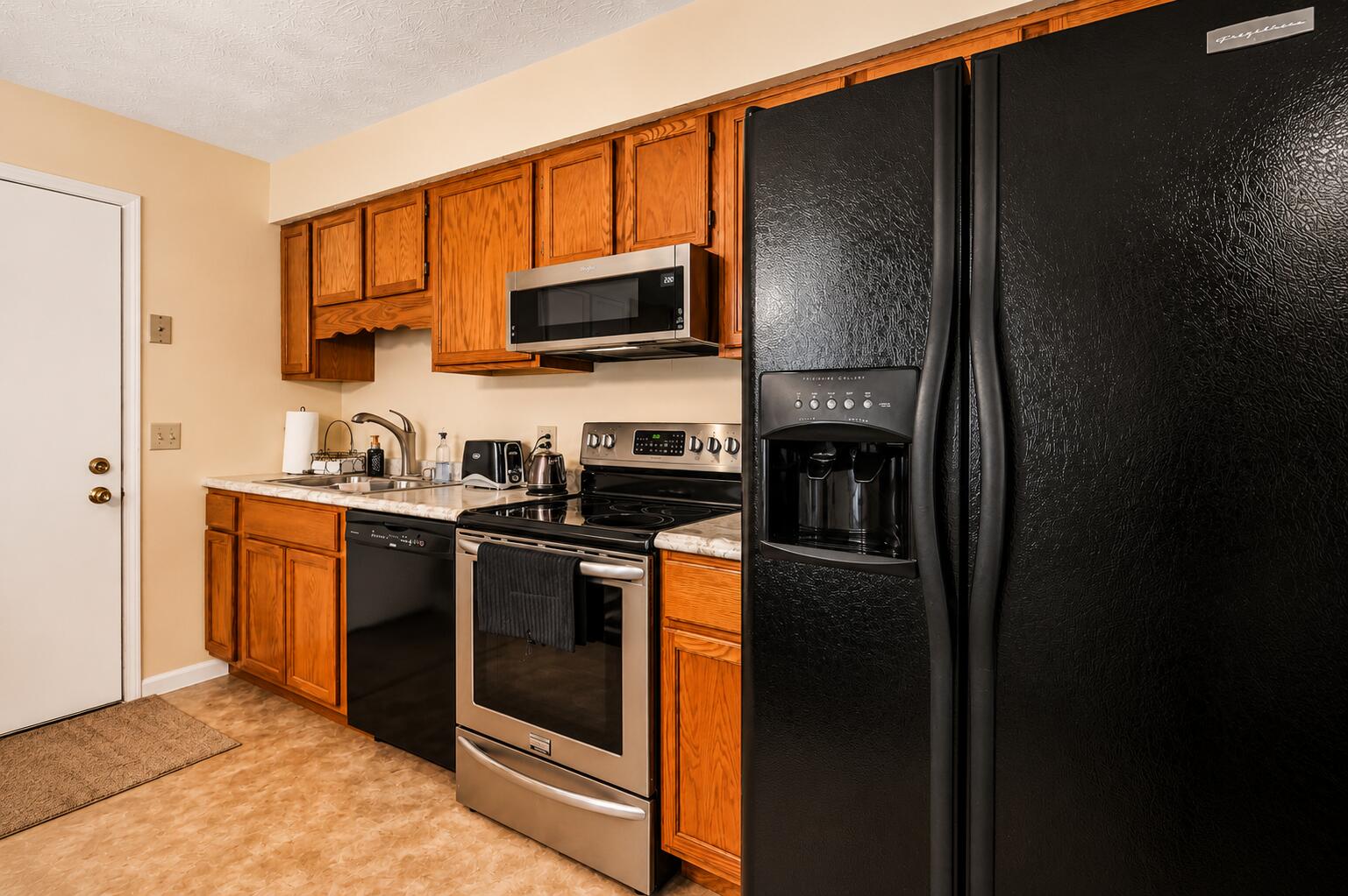 4875 Brannan, Springfield, Ohio 45502