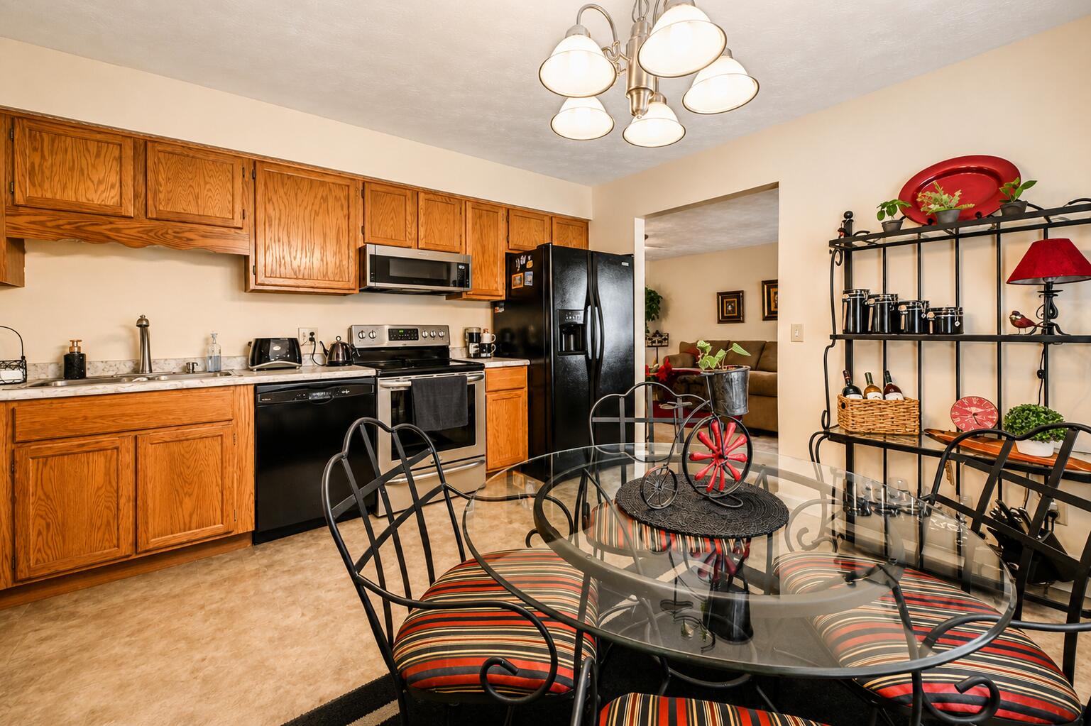4875 Brannan, Springfield, Ohio 45502