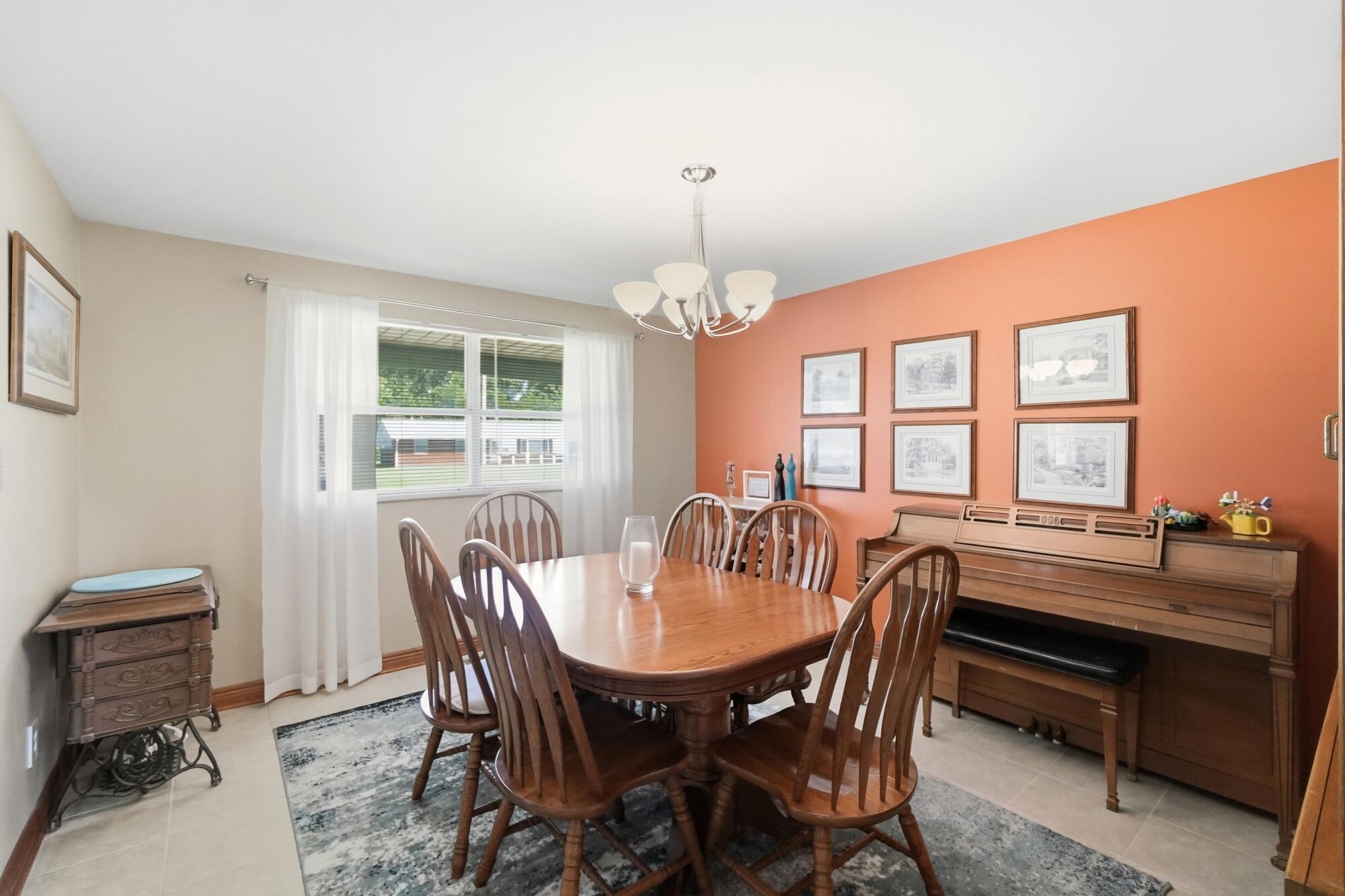 3161 Sherwood Park, Springfield, Ohio 45505