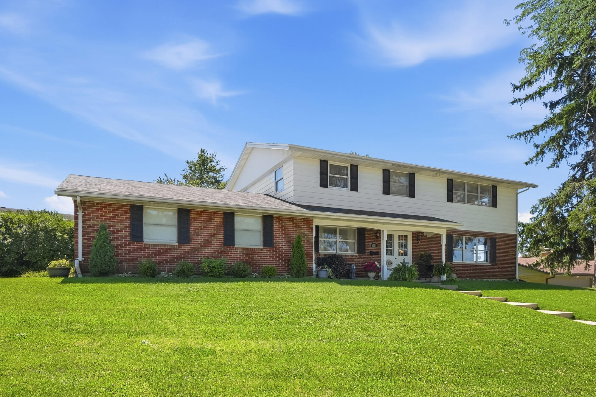 3161 Sherwood Park, Springfield, Ohio 45505