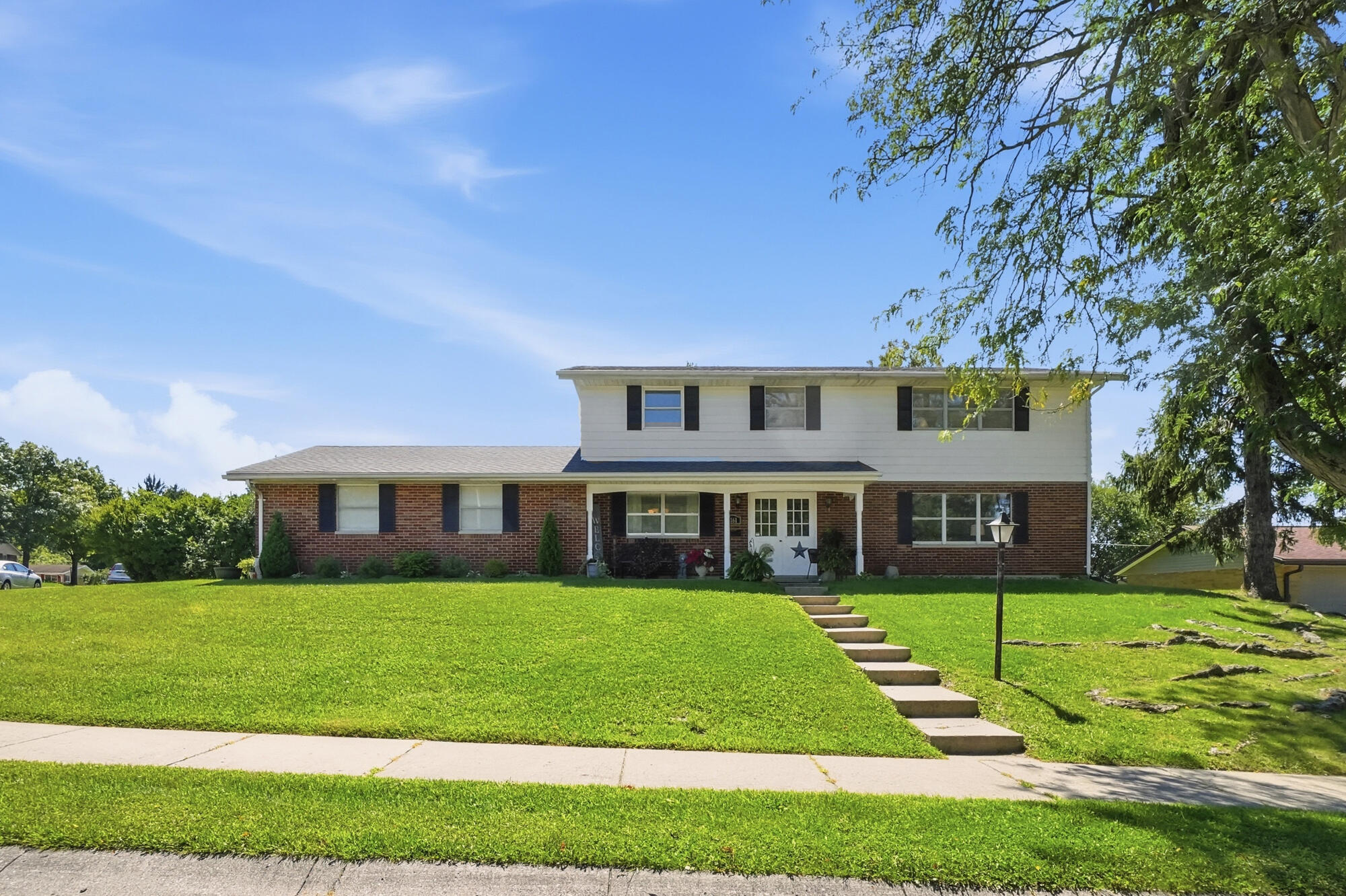 3161 Sherwood Park, Springfield, Ohio 45505