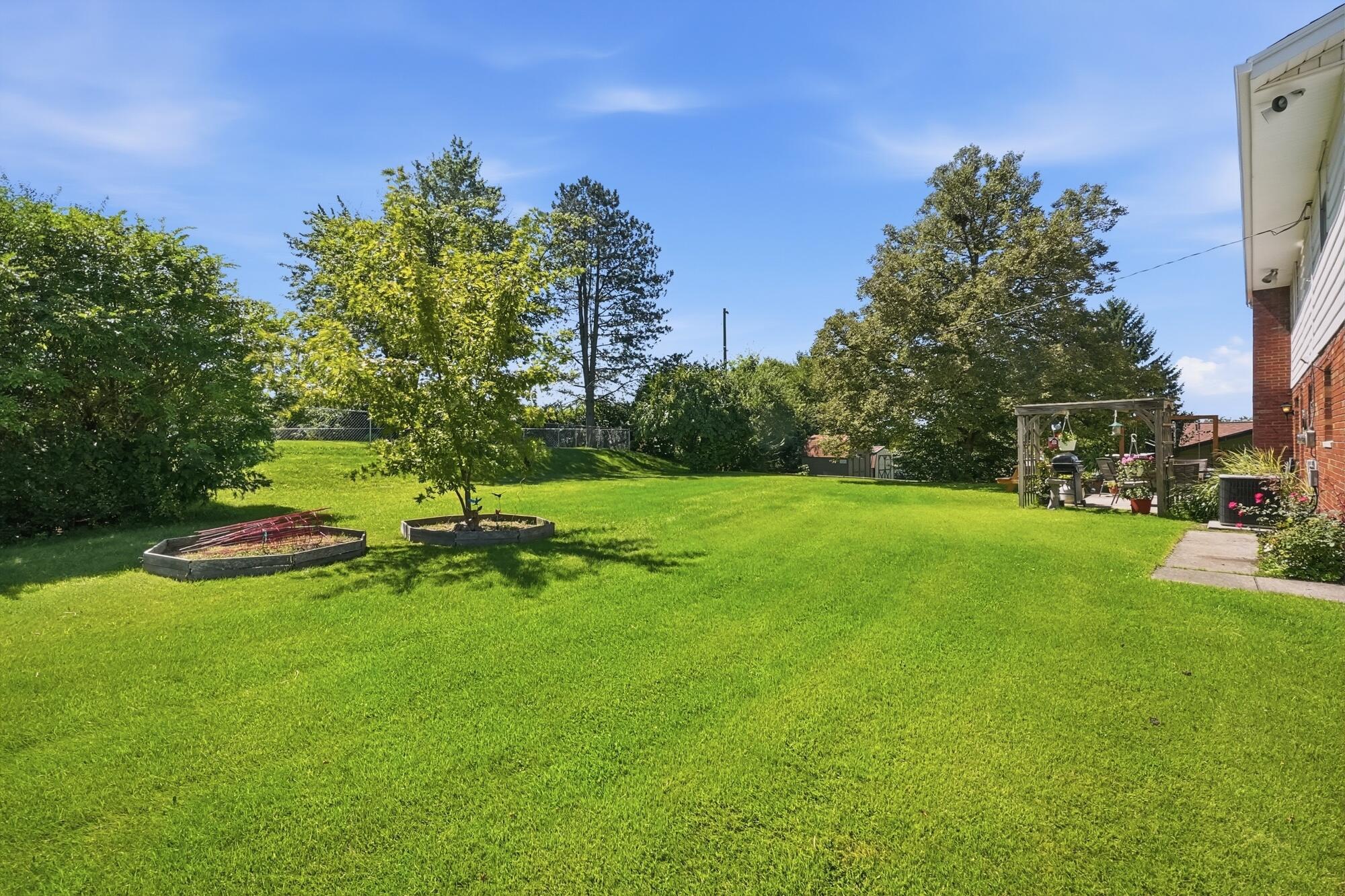 3161 Sherwood Park, Springfield, Ohio 45505
