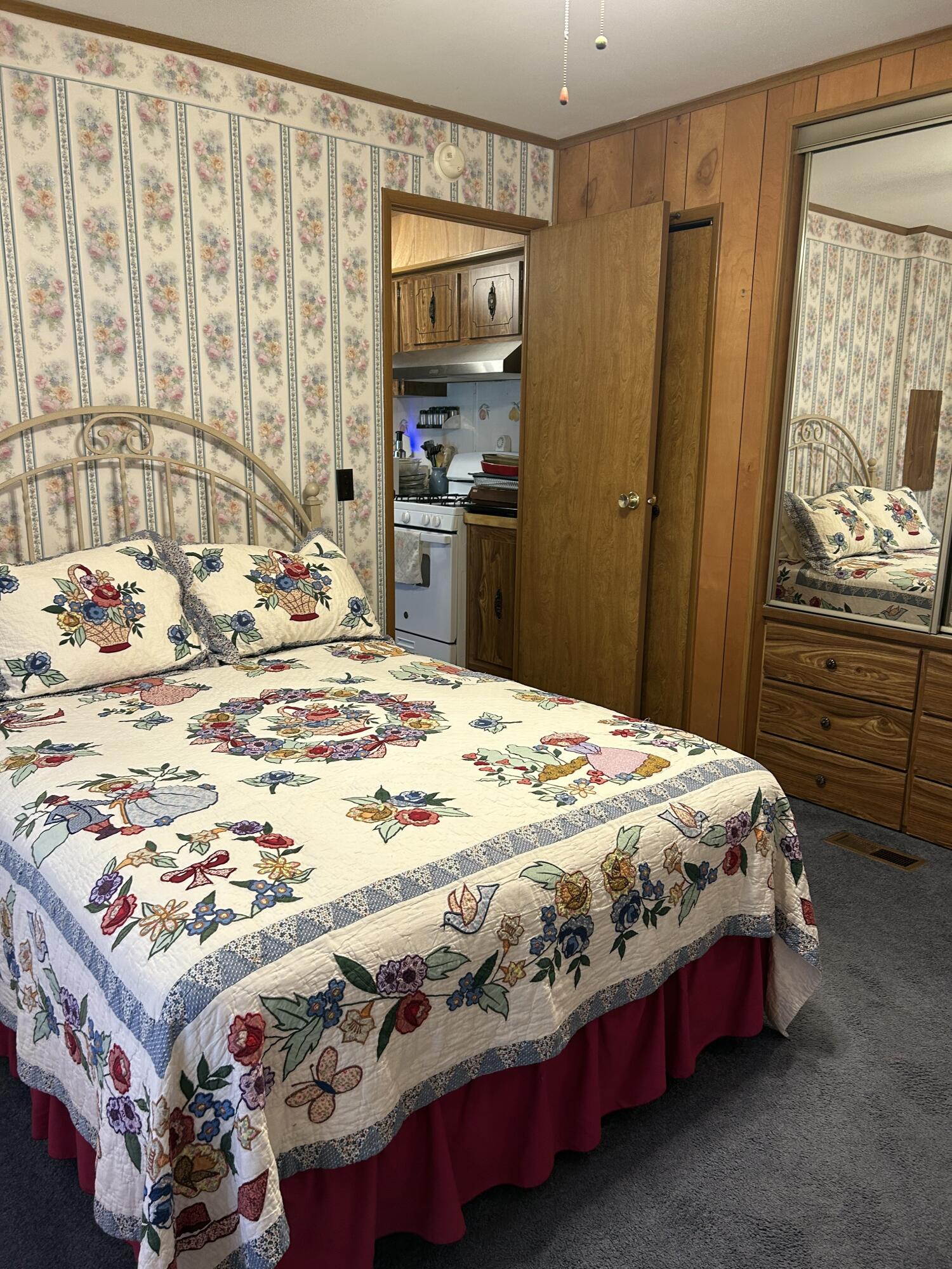 48 Beech, Springfield, Ohio 45502