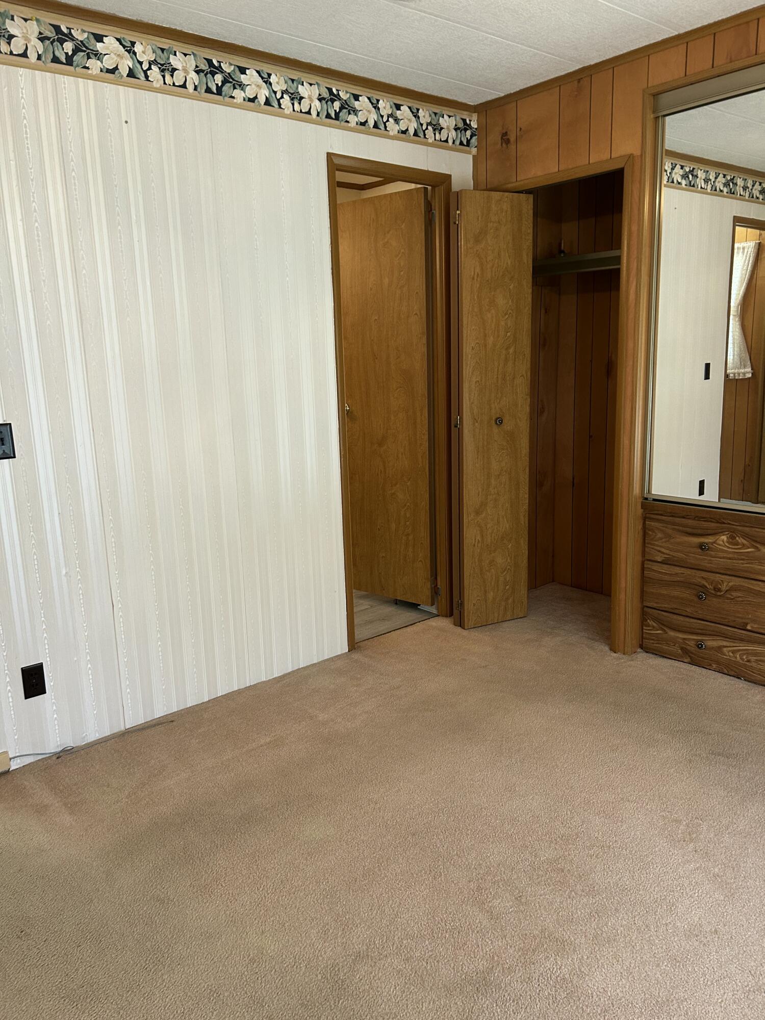 48 Beech, Springfield, Ohio 45502