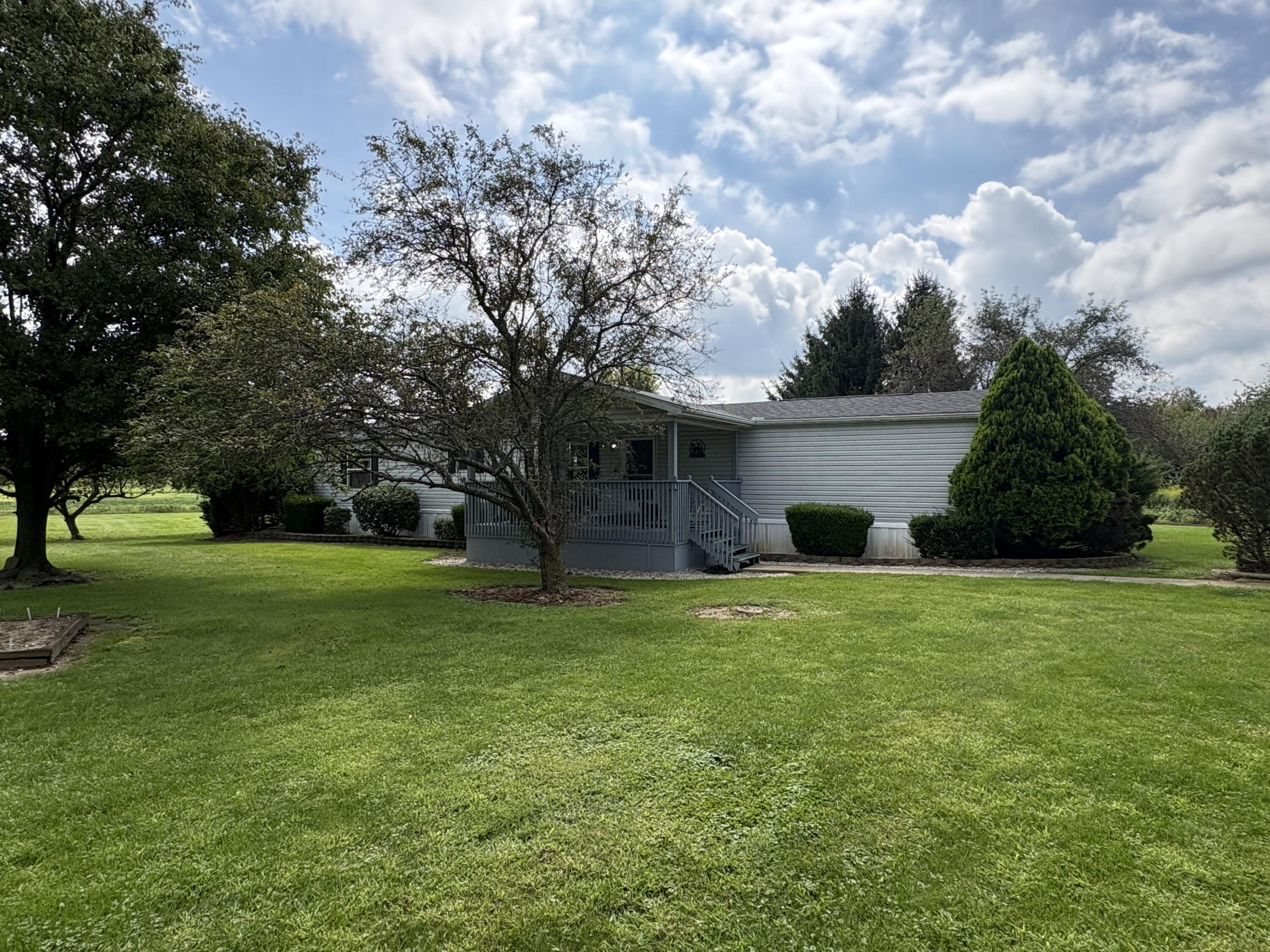 23412 State Route 33, Wapakoneta, Ohio 45895