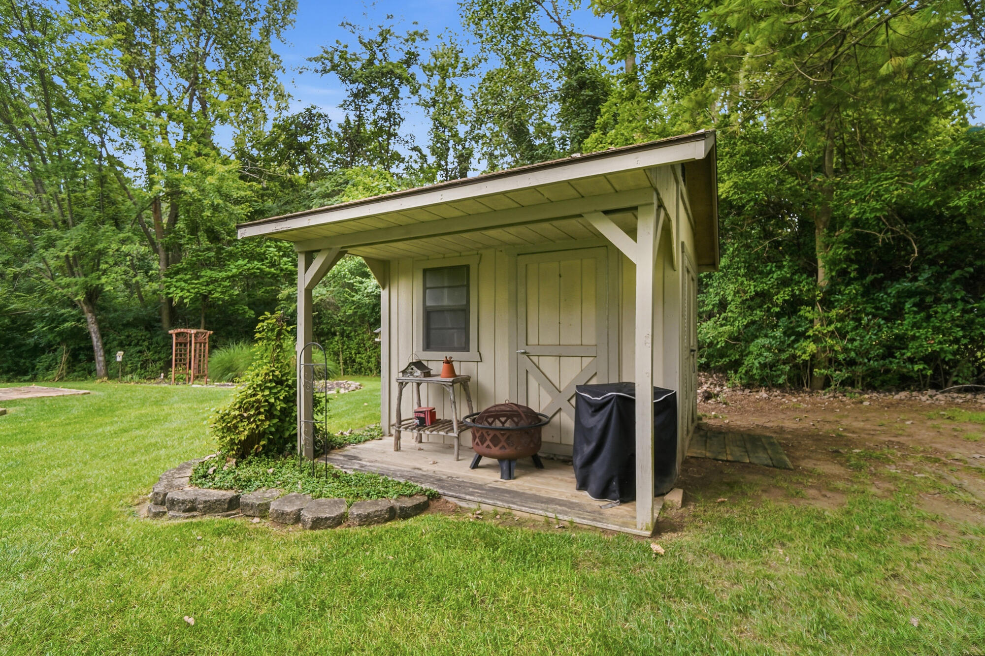 4146 Ashton, Springfield, Ohio 45503
