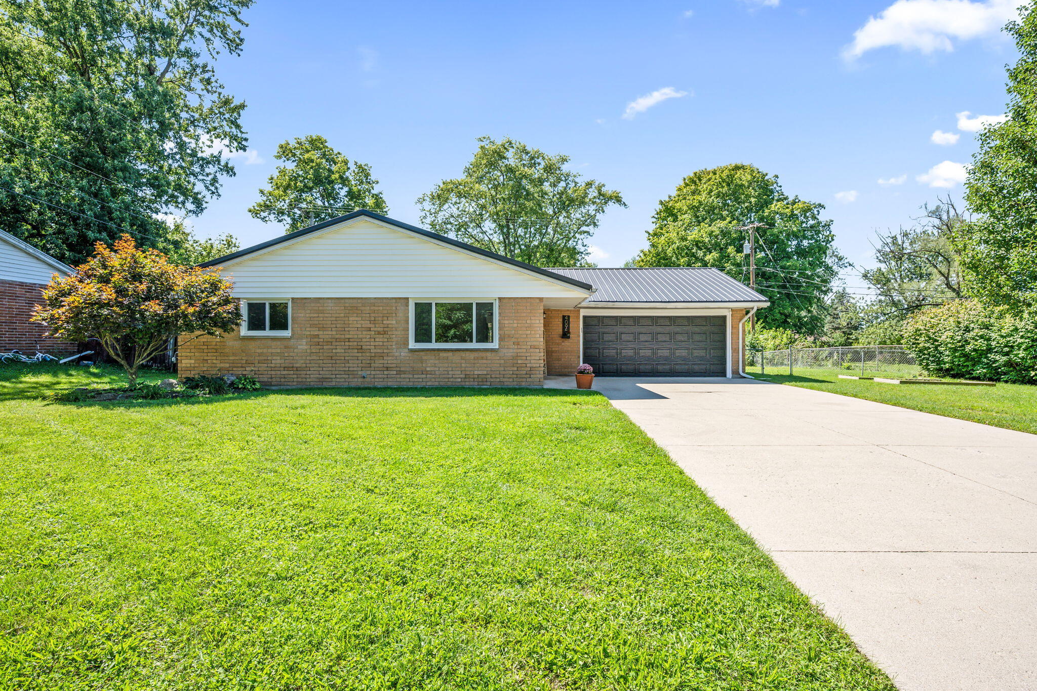 4095 Raymond, Enon, Ohio 45323
