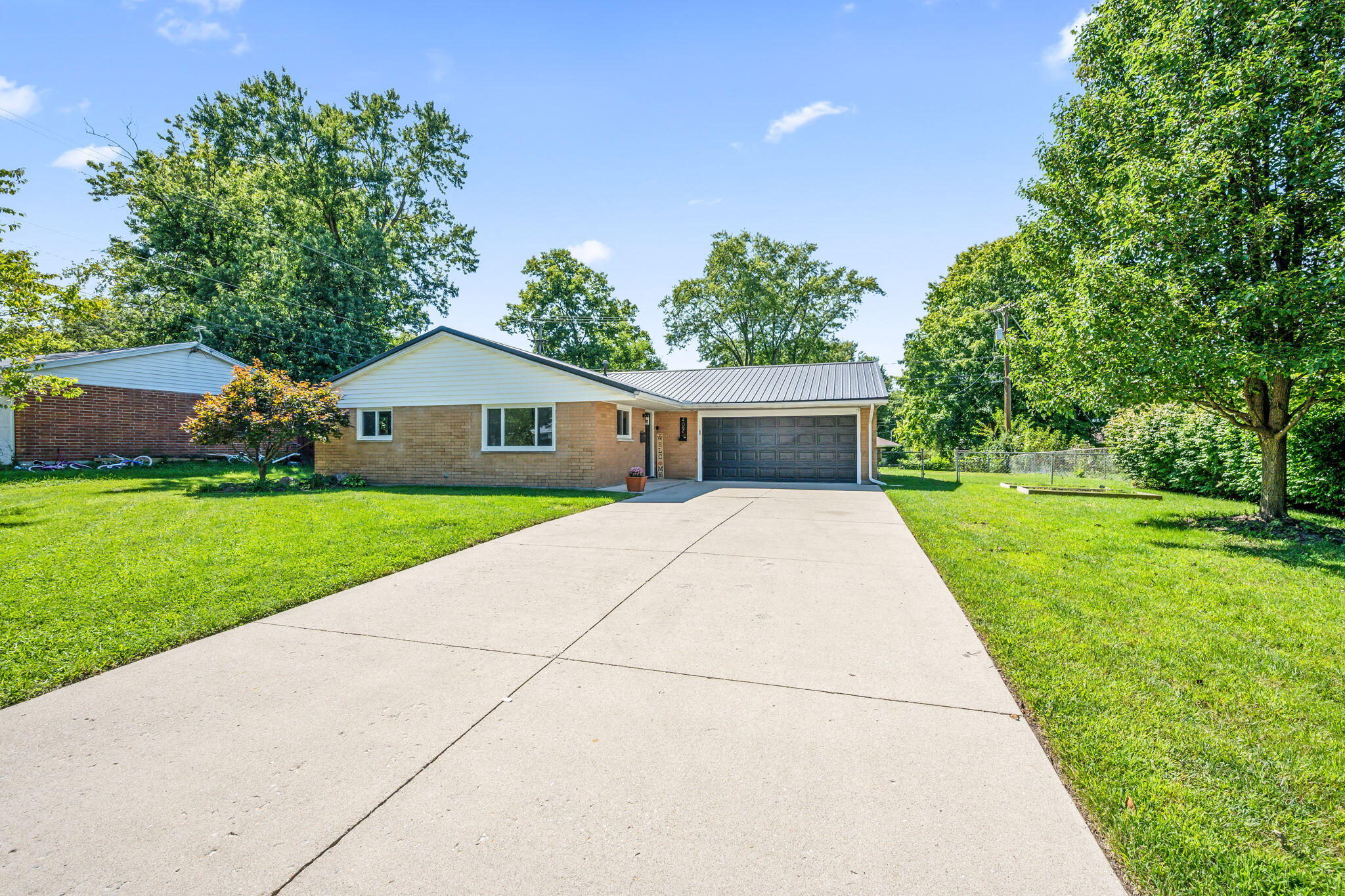 4095 Raymond, Enon, Ohio 45323