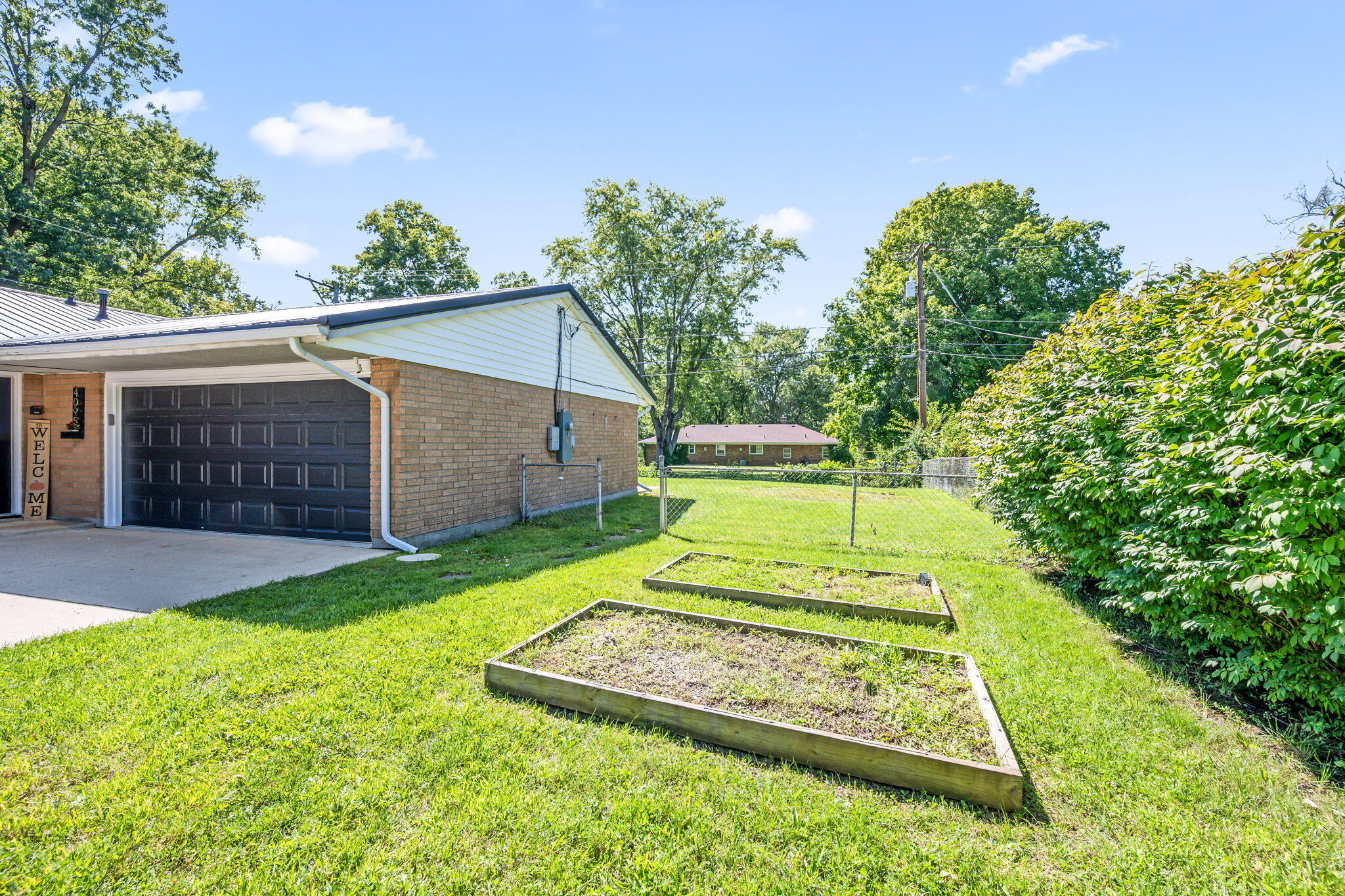4095 Raymond, Enon, Ohio 45323