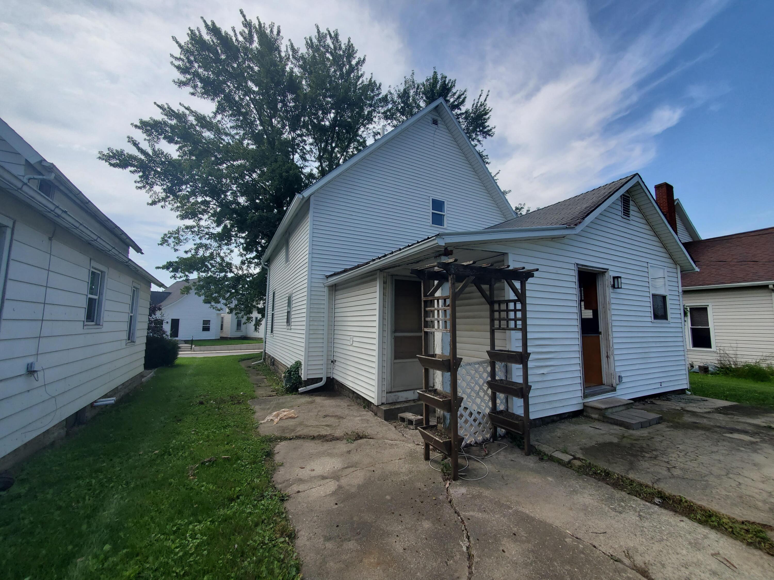 726 Spring, Saint Marys, Ohio 45885