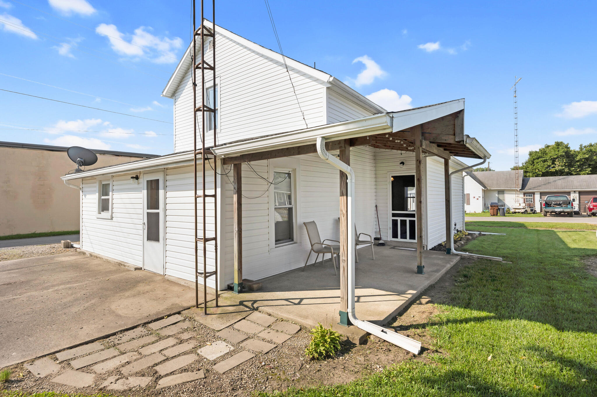 111 Boggs, De Graff, Ohio 43318