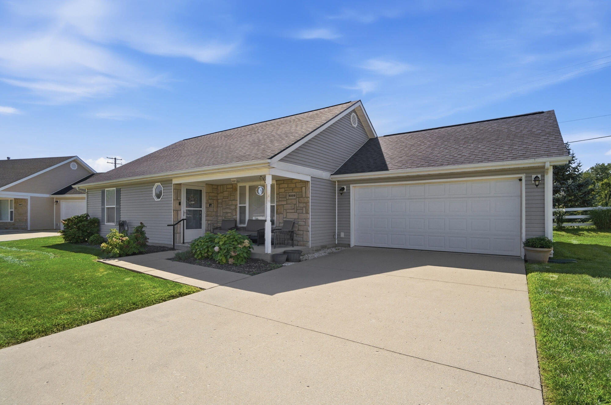 609 Fenview, New Carlisle, Ohio 45344