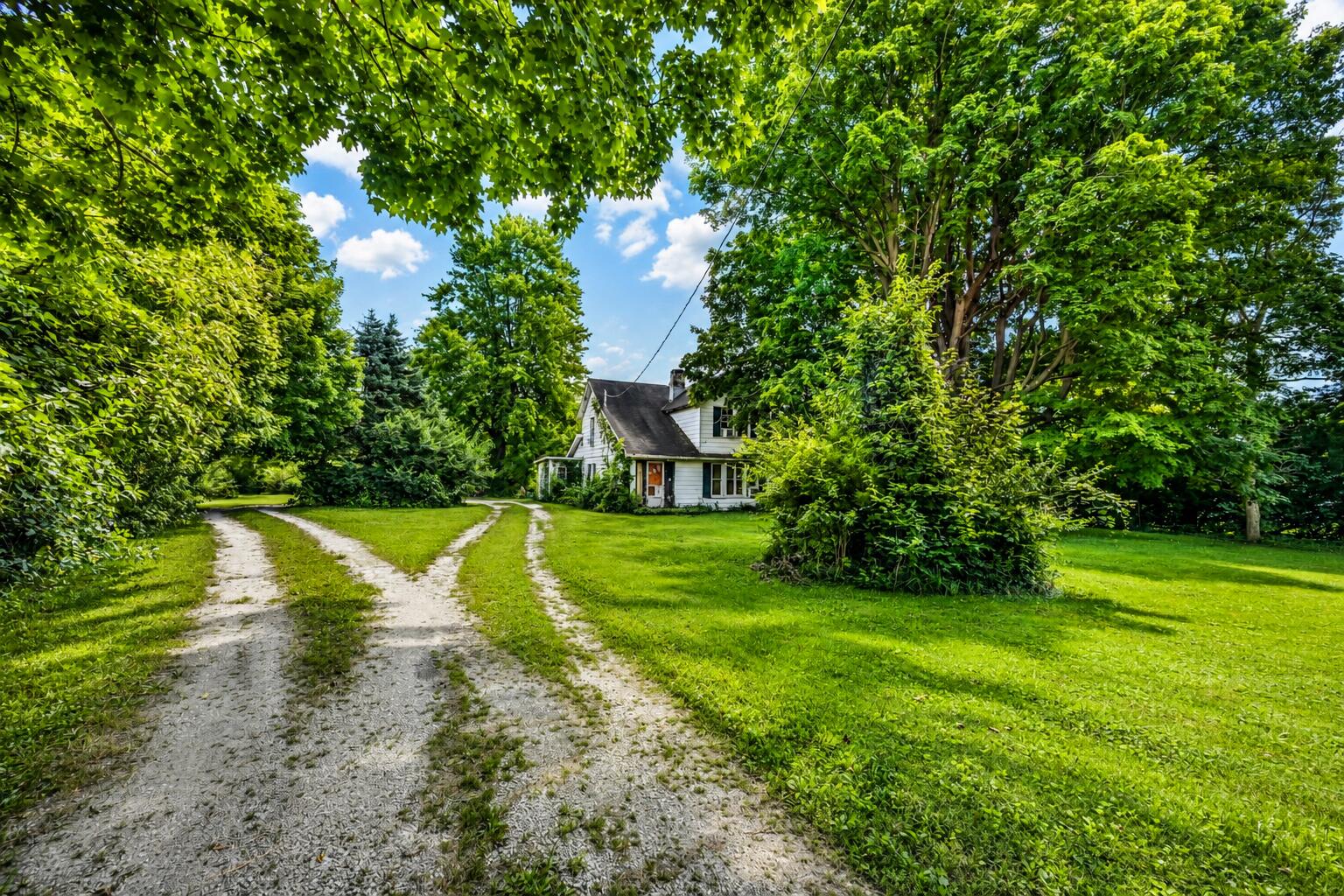 2952 Springfield Xenia, Springfield, Ohio 45506
