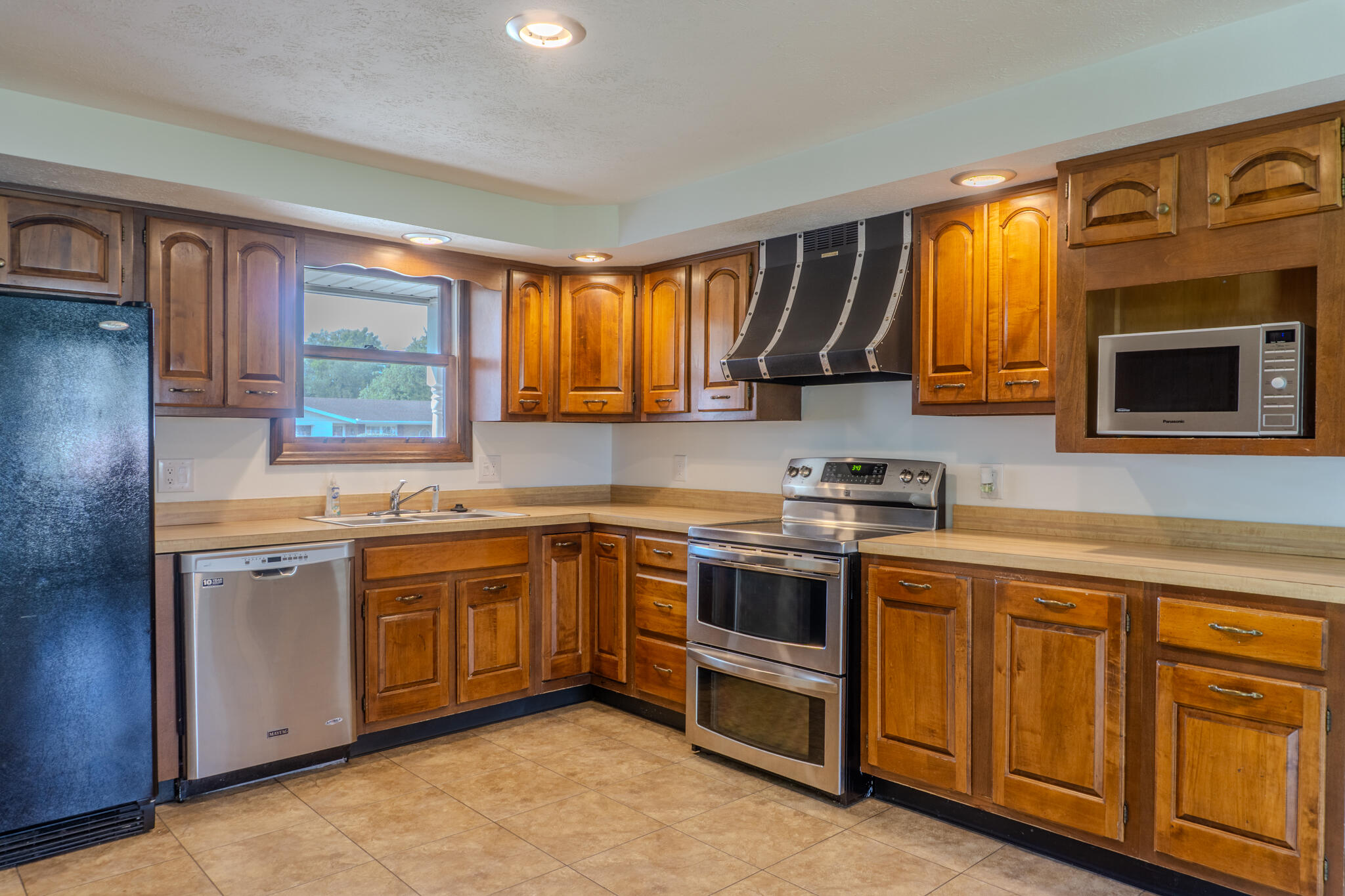 2802 Seymour, Springfield, Ohio 45503