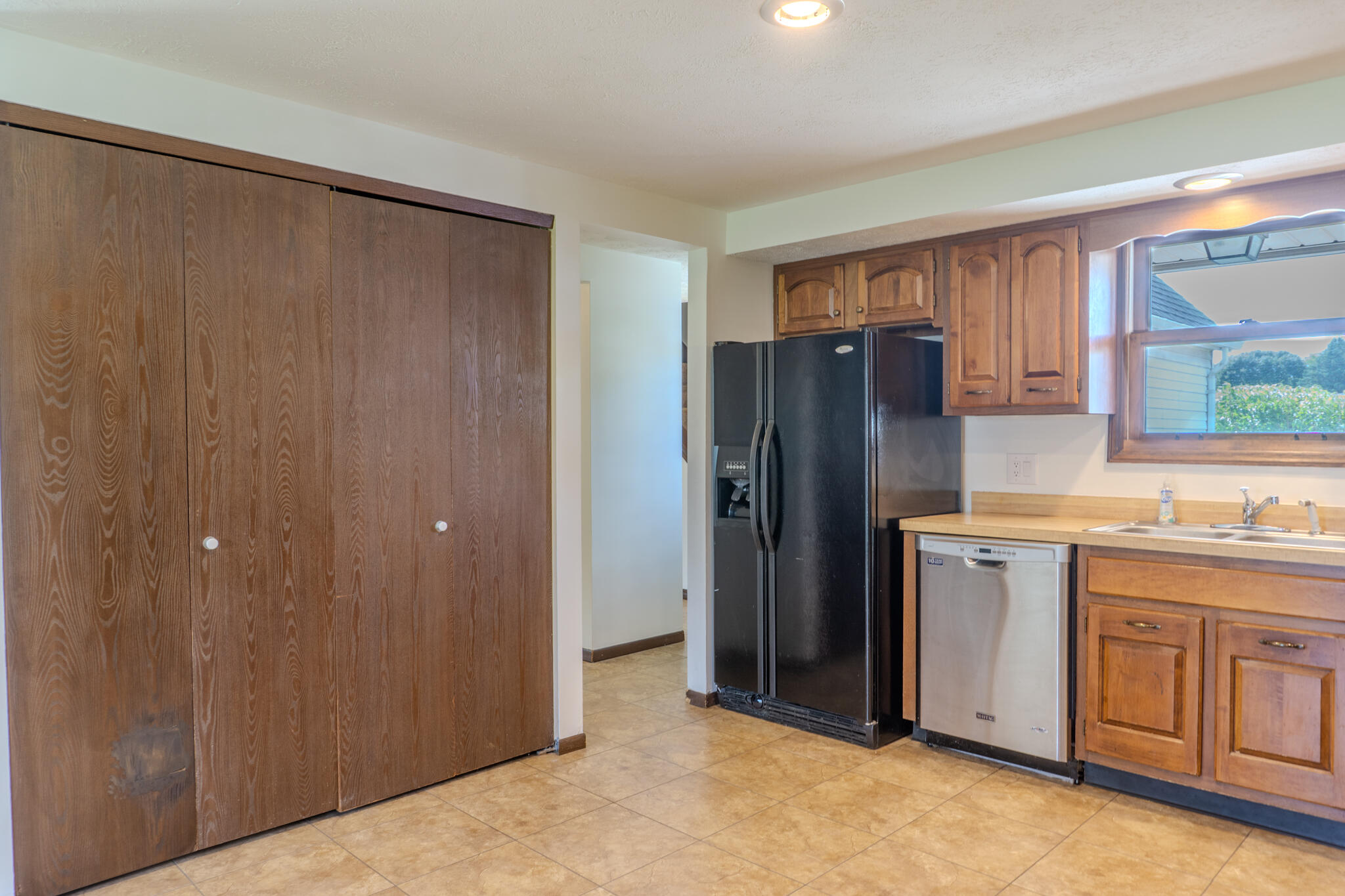 2802 Seymour, Springfield, Ohio 45503