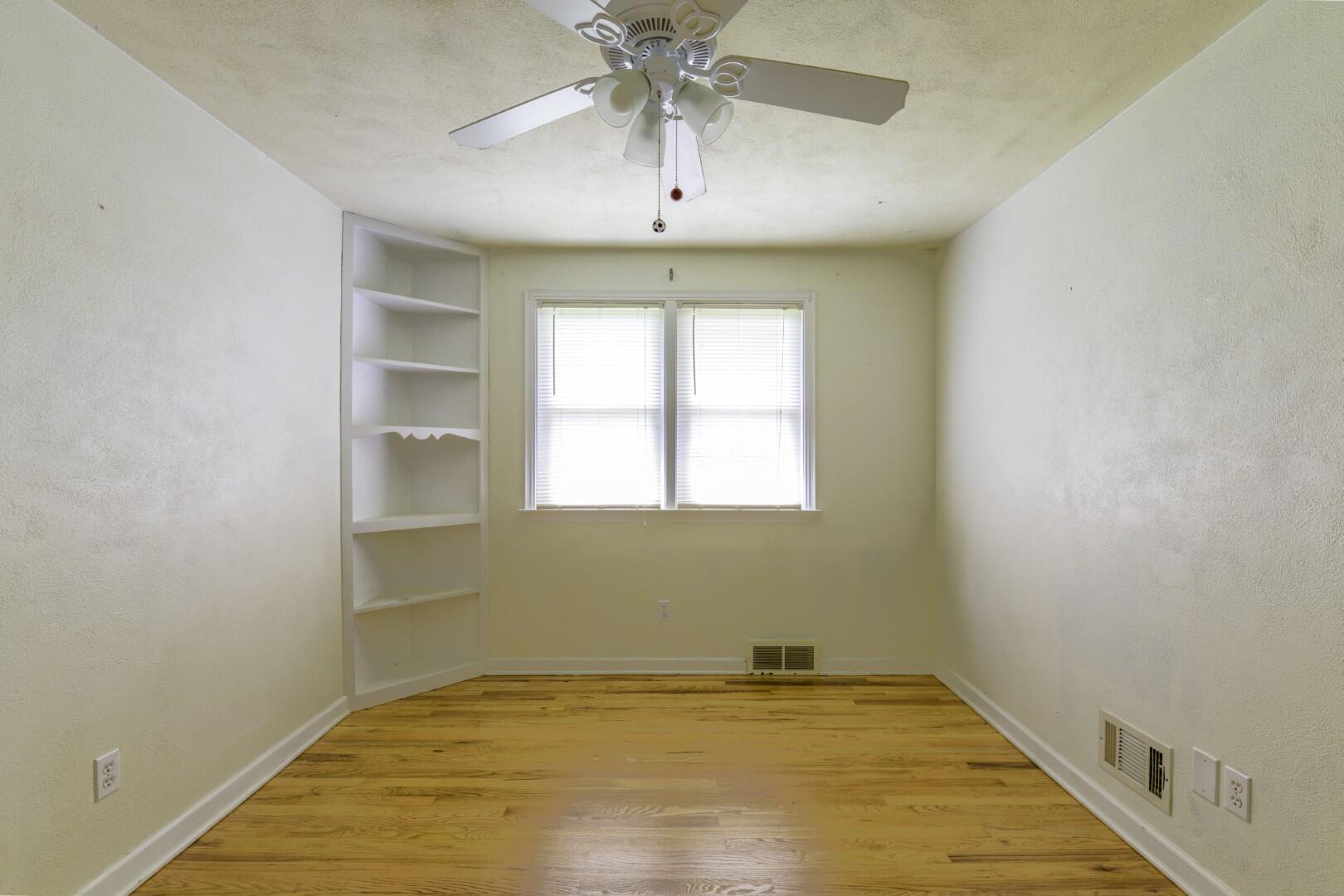 233 Leonard, Bellefontaine, Ohio 43311