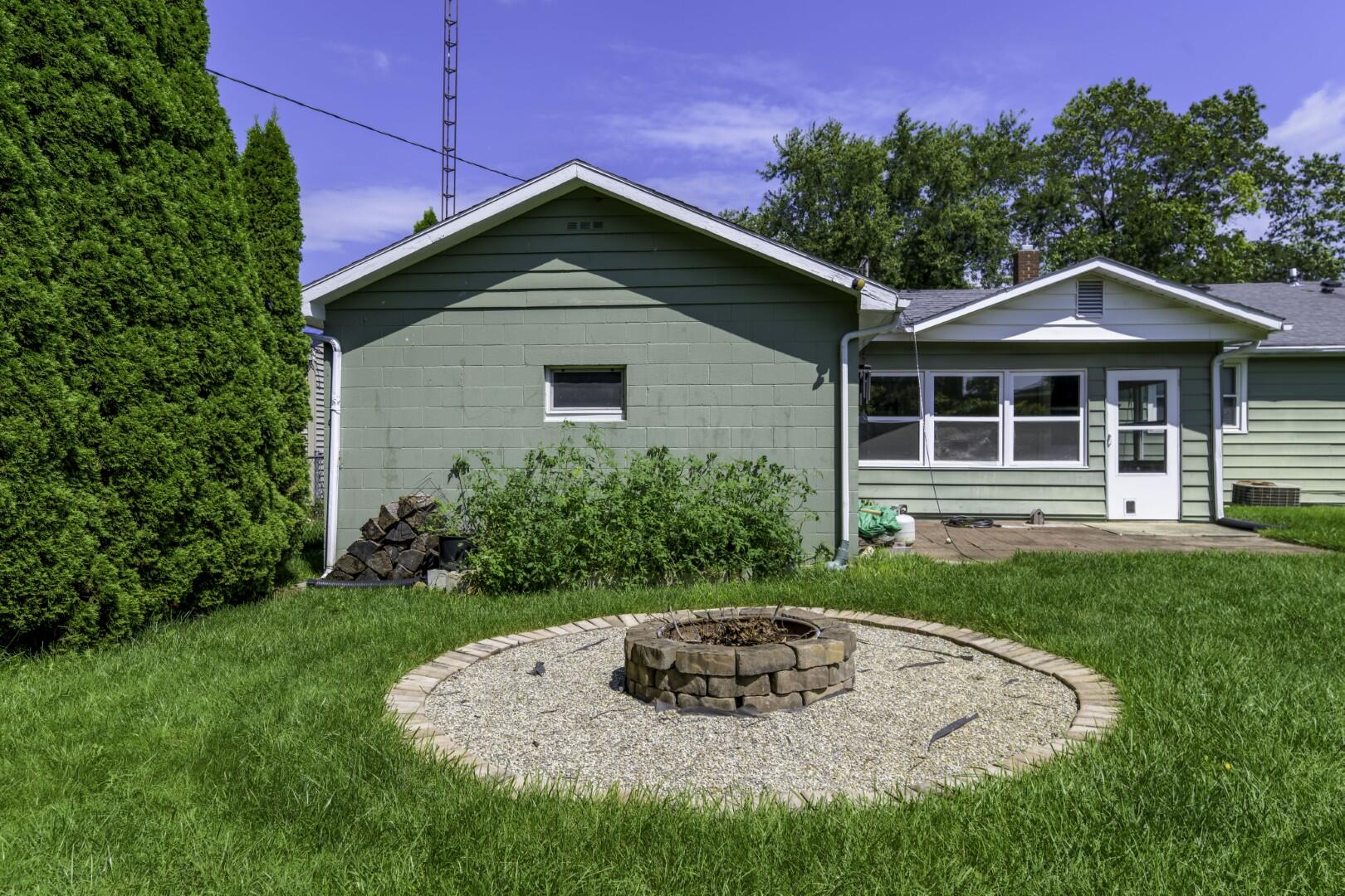 233 Leonard, Bellefontaine, Ohio 43311
