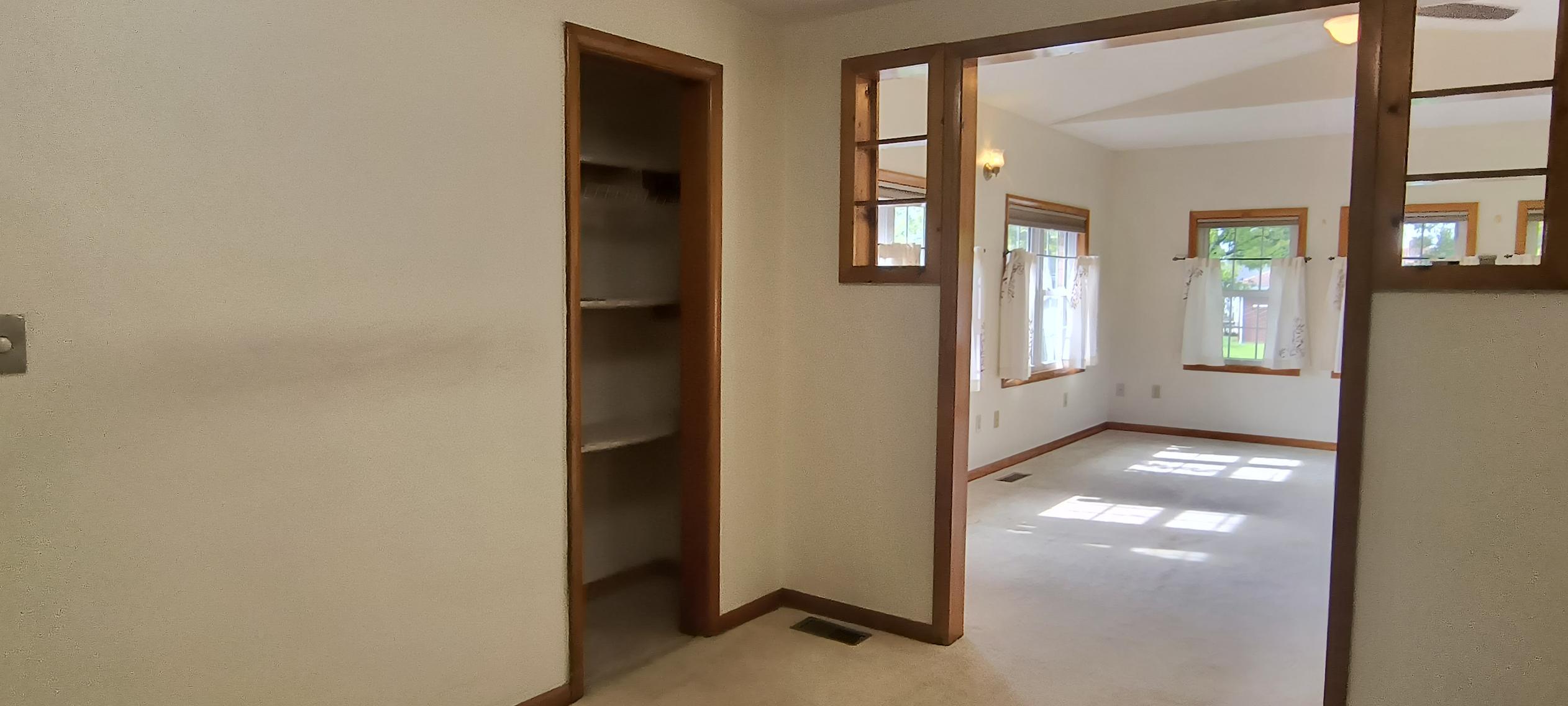 1321 Richmoor, Springfield, Ohio 45503