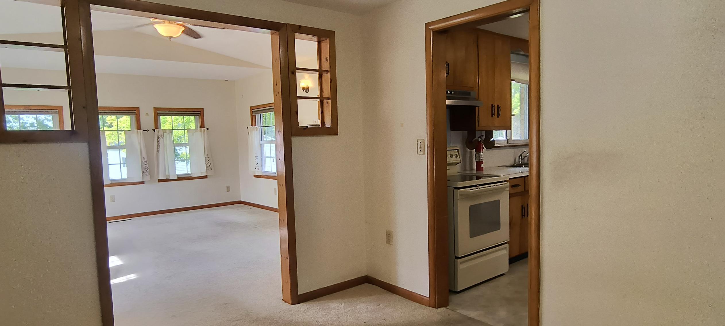 1321 Richmoor, Springfield, Ohio 45503