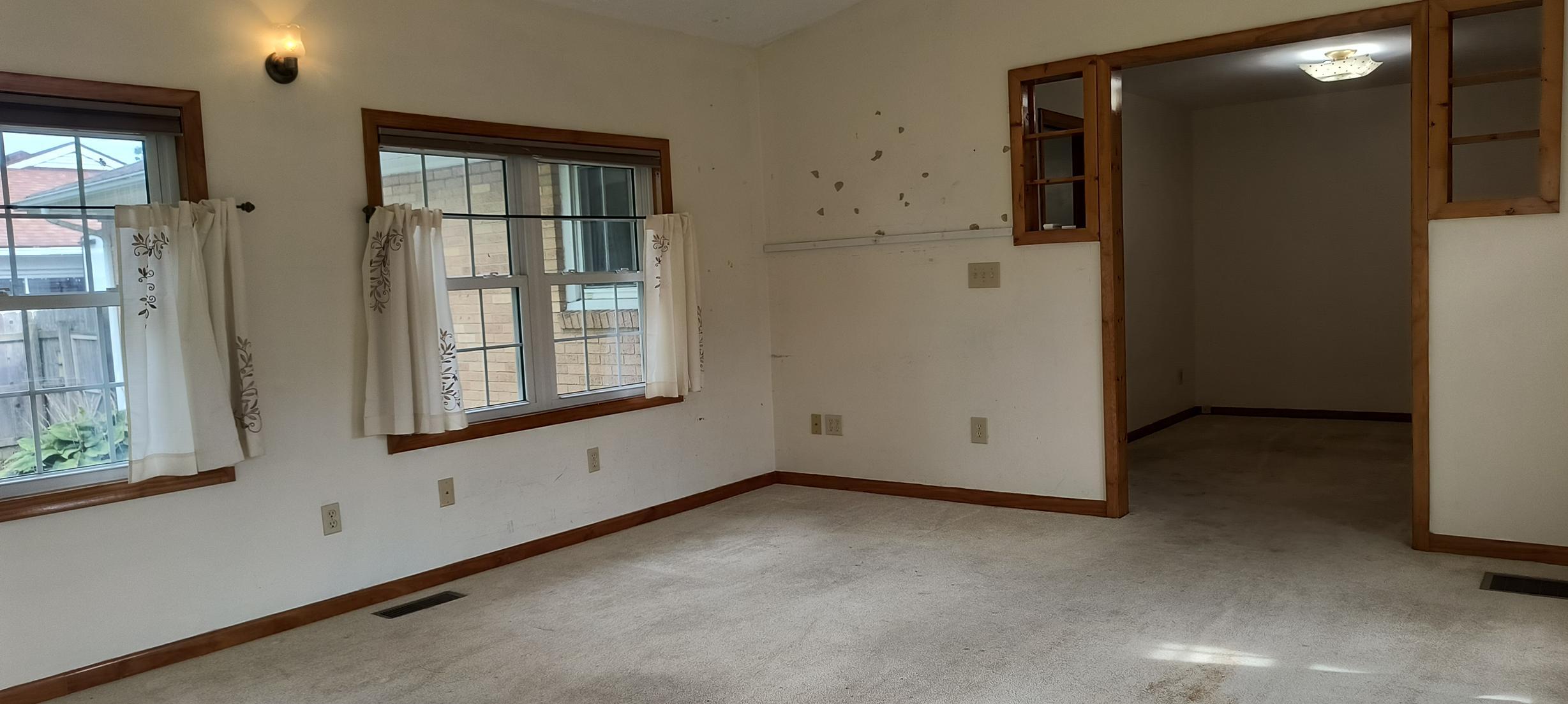 1321 Richmoor, Springfield, Ohio 45503