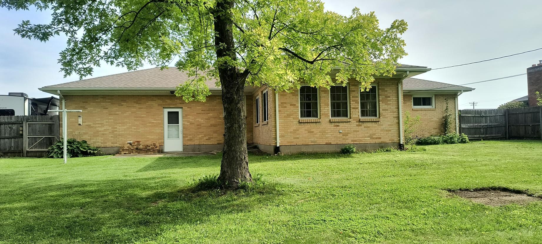 1321 Richmoor, Springfield, Ohio 45503