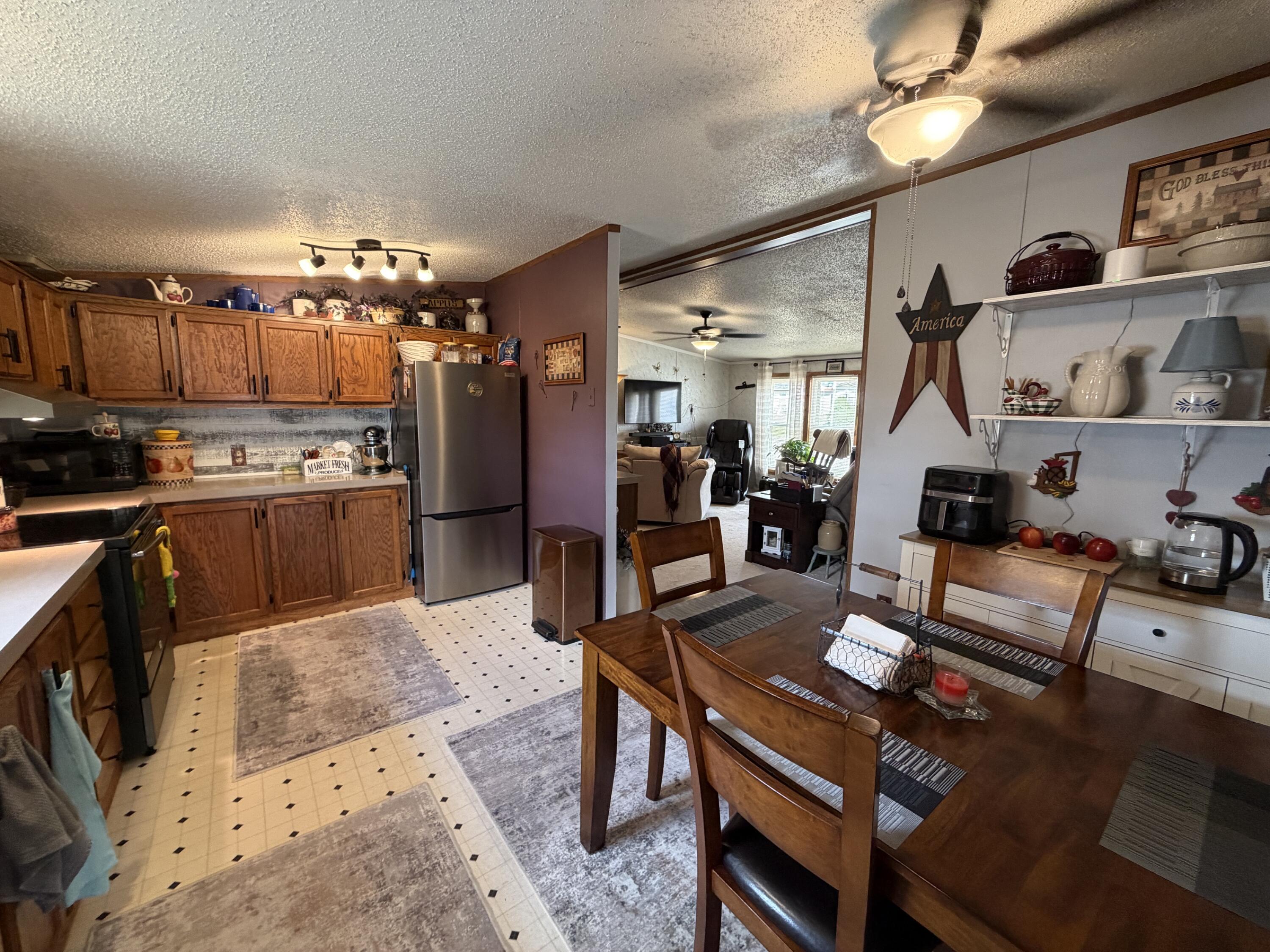 13091 Luthman, Minster, Ohio 45865