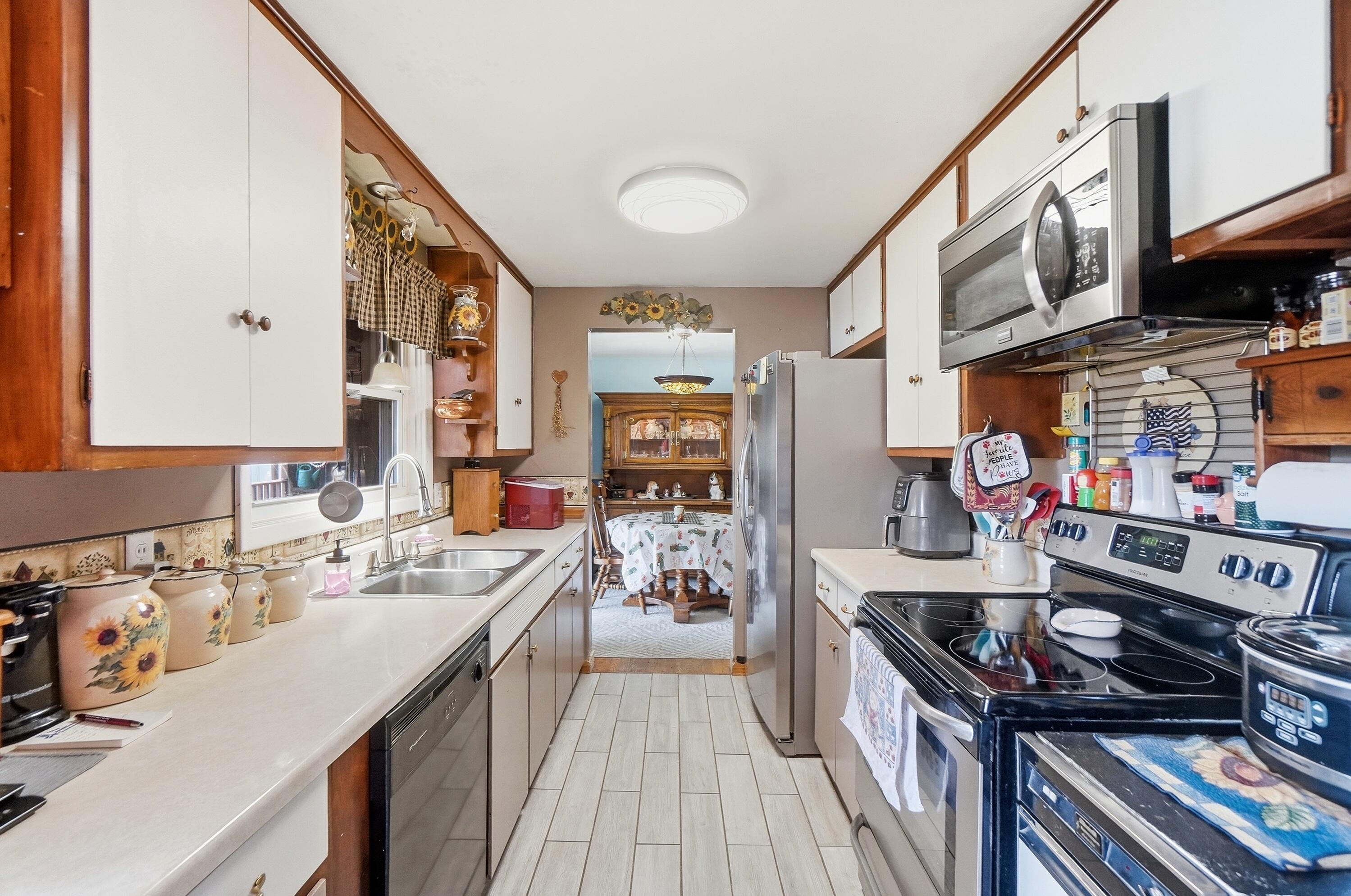 4522 Laredo, Springfield, Ohio 45503