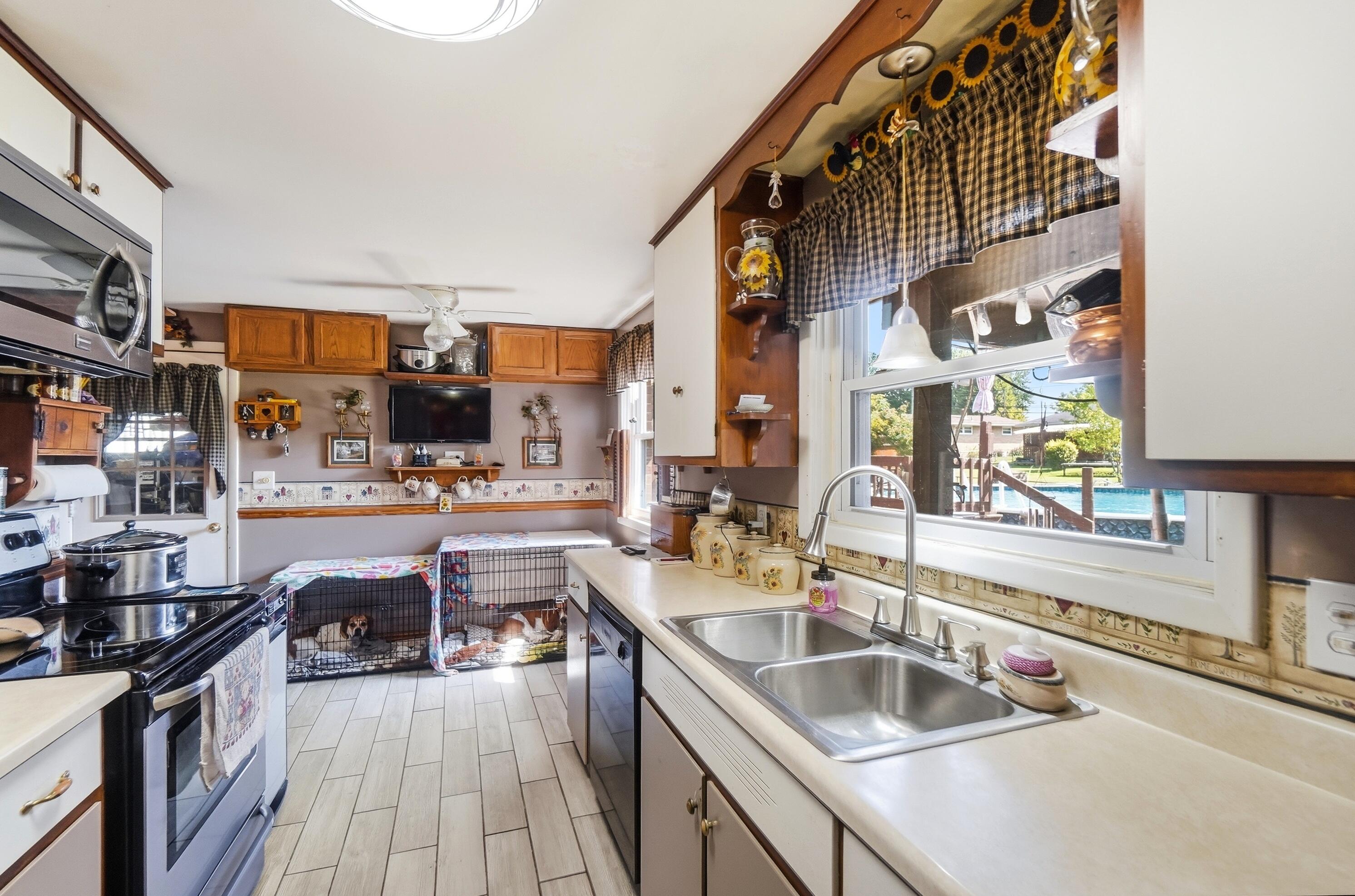 4522 Laredo, Springfield, Ohio 45503